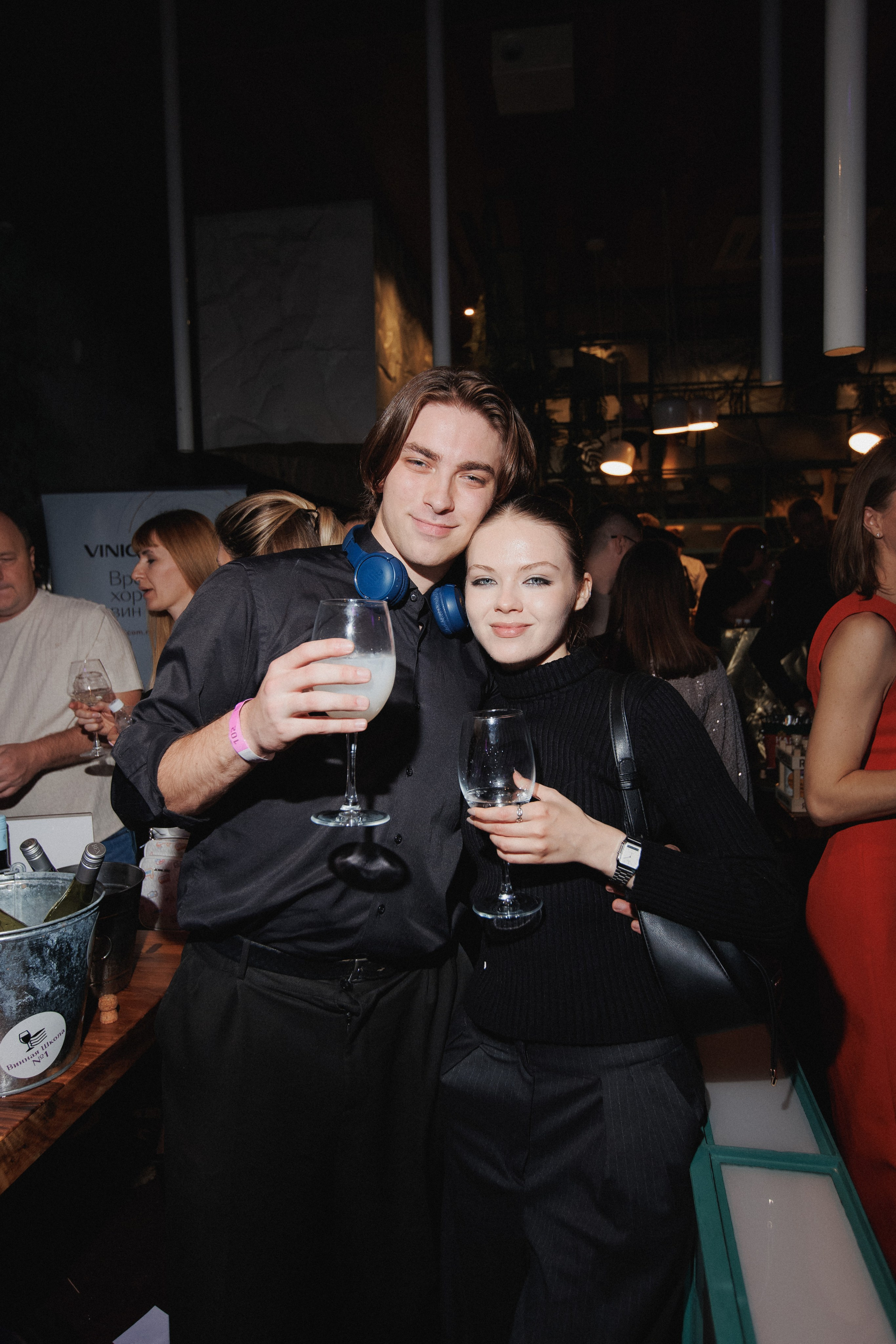 ВИННЫЙ ФЕСТИВАЛЬ. СВОИ. ФОТООТЧЕТЫ-СОБЫТИЯ-МЕСТА