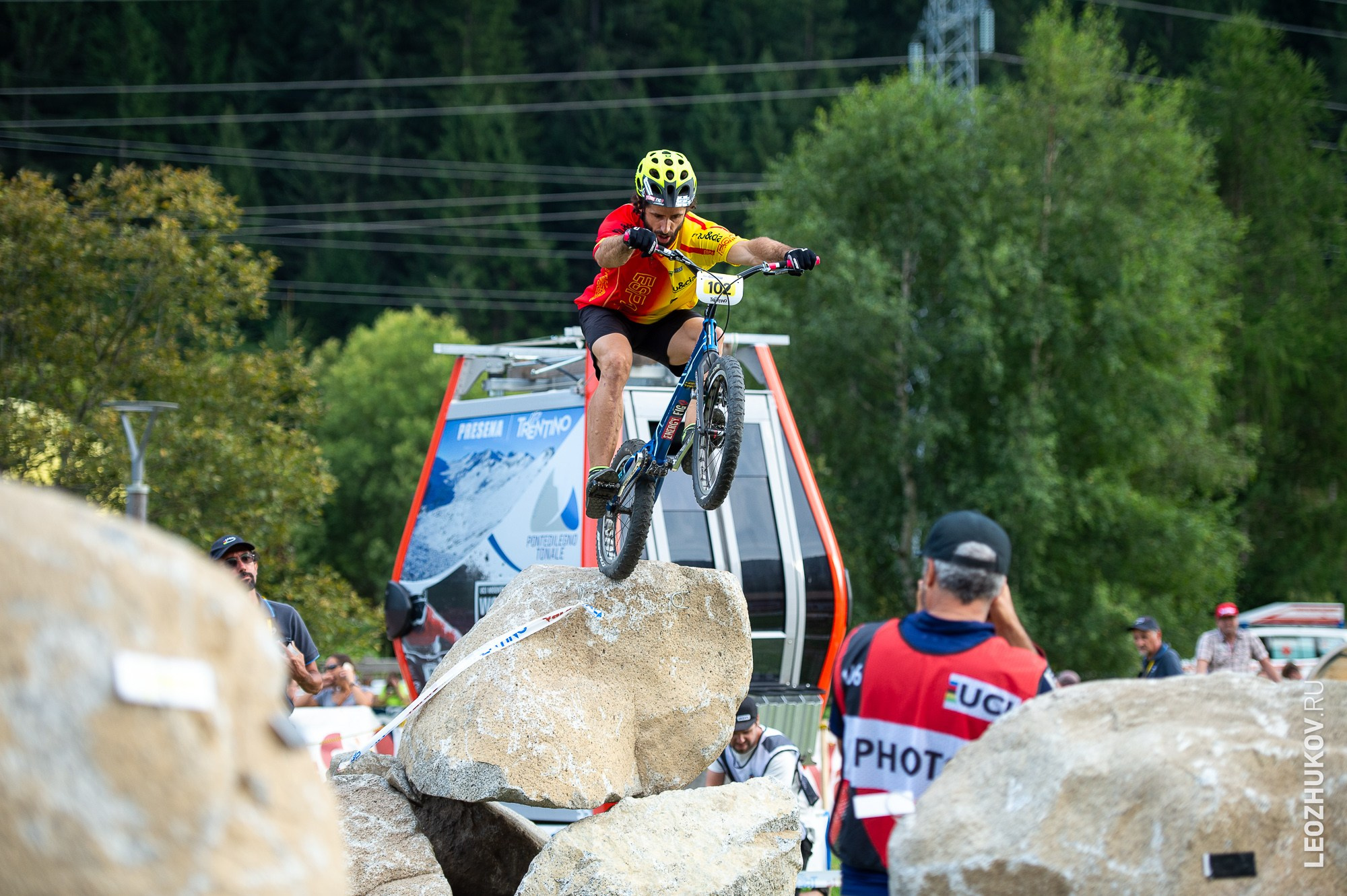 UCI Trials World Championships 2016 — finals. Sports photographer Leonid Zhukov