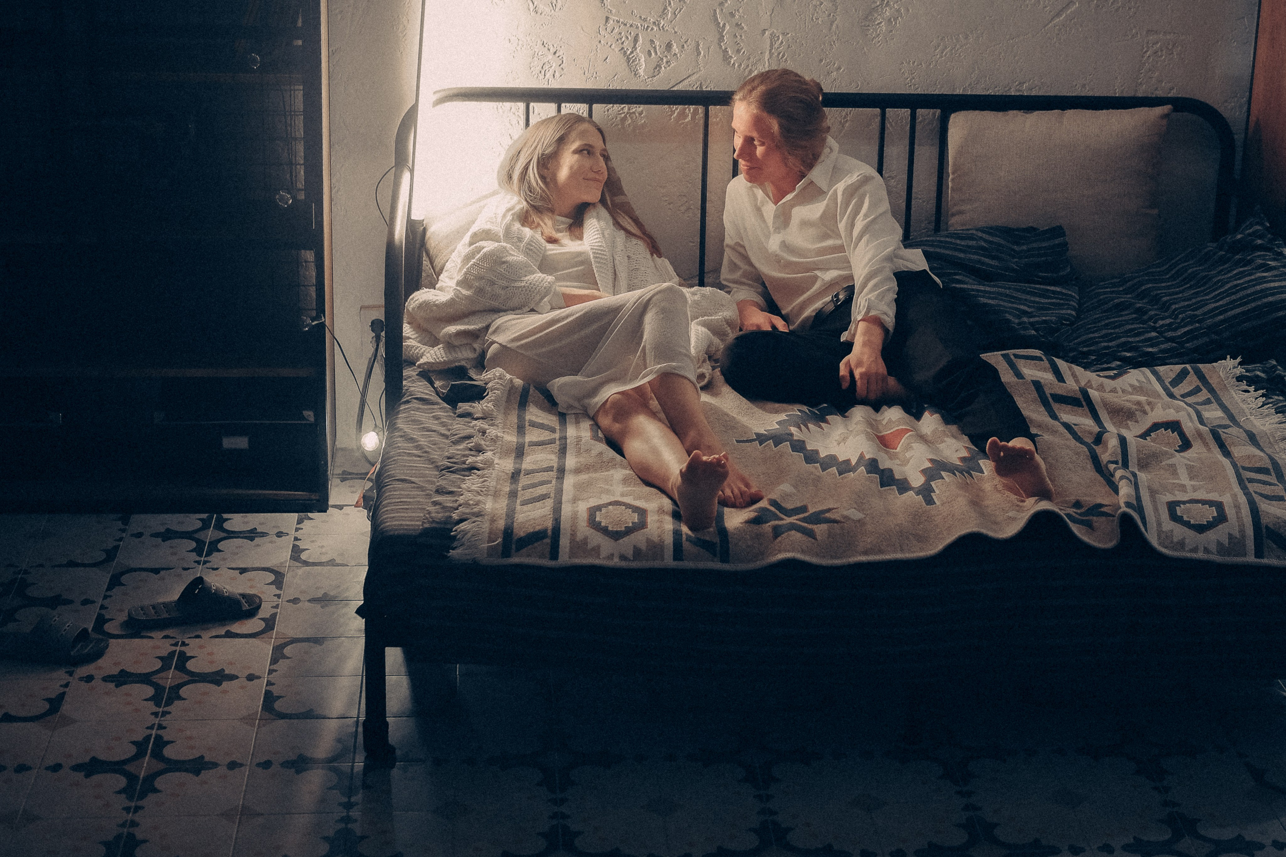 Новогодняя свадебная фотосессия в квартире. Свадебный фотограф в СПб Александр Шведов. Фотограф СПб Александр Шведов: Свадьбы, фотопрогулки, портфолио, фотопроекты