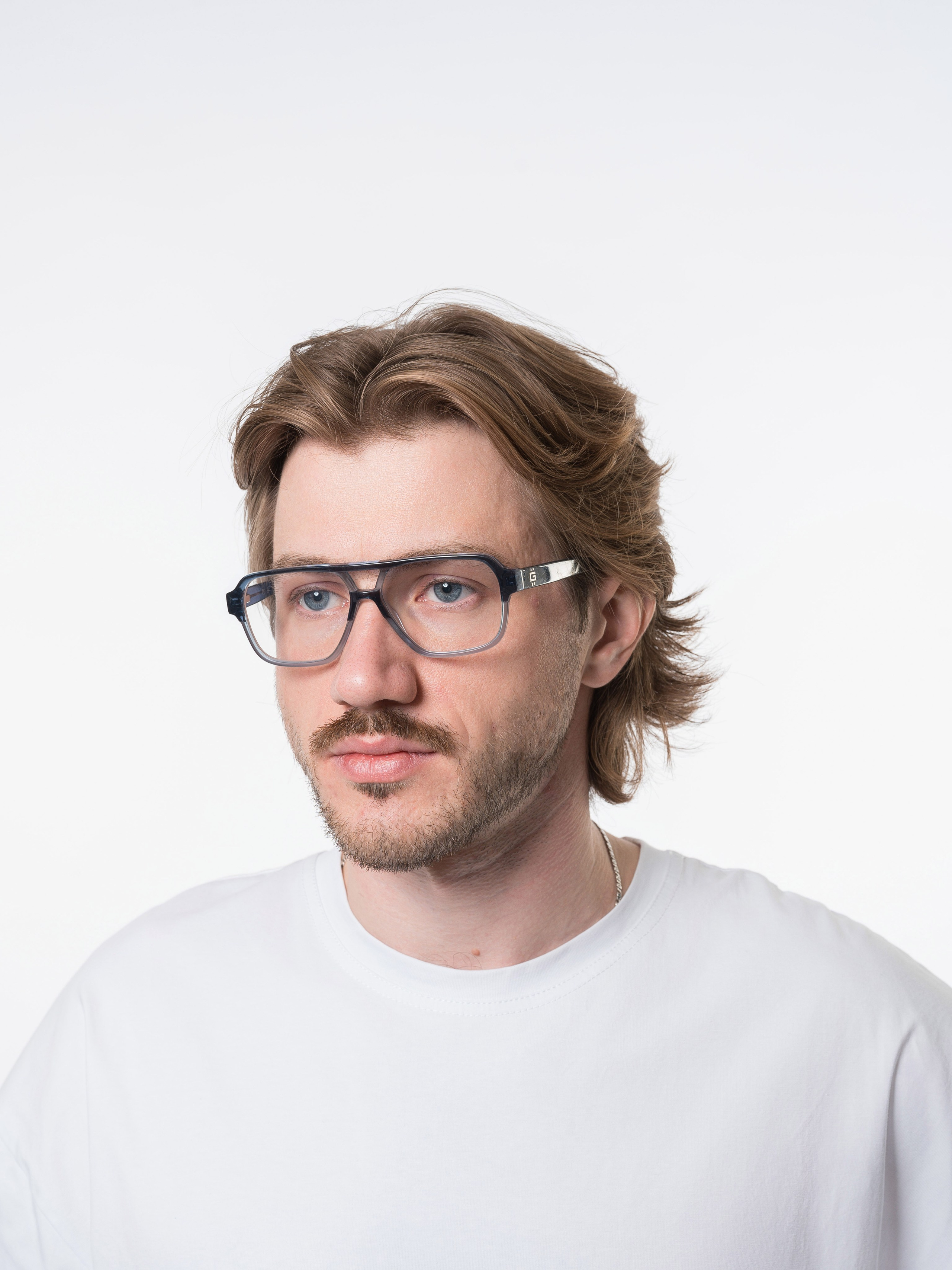 МОДЕЛЬ ДМИТРИЙ. Студия рекламной и предметной съемки товаров WELKO Studio