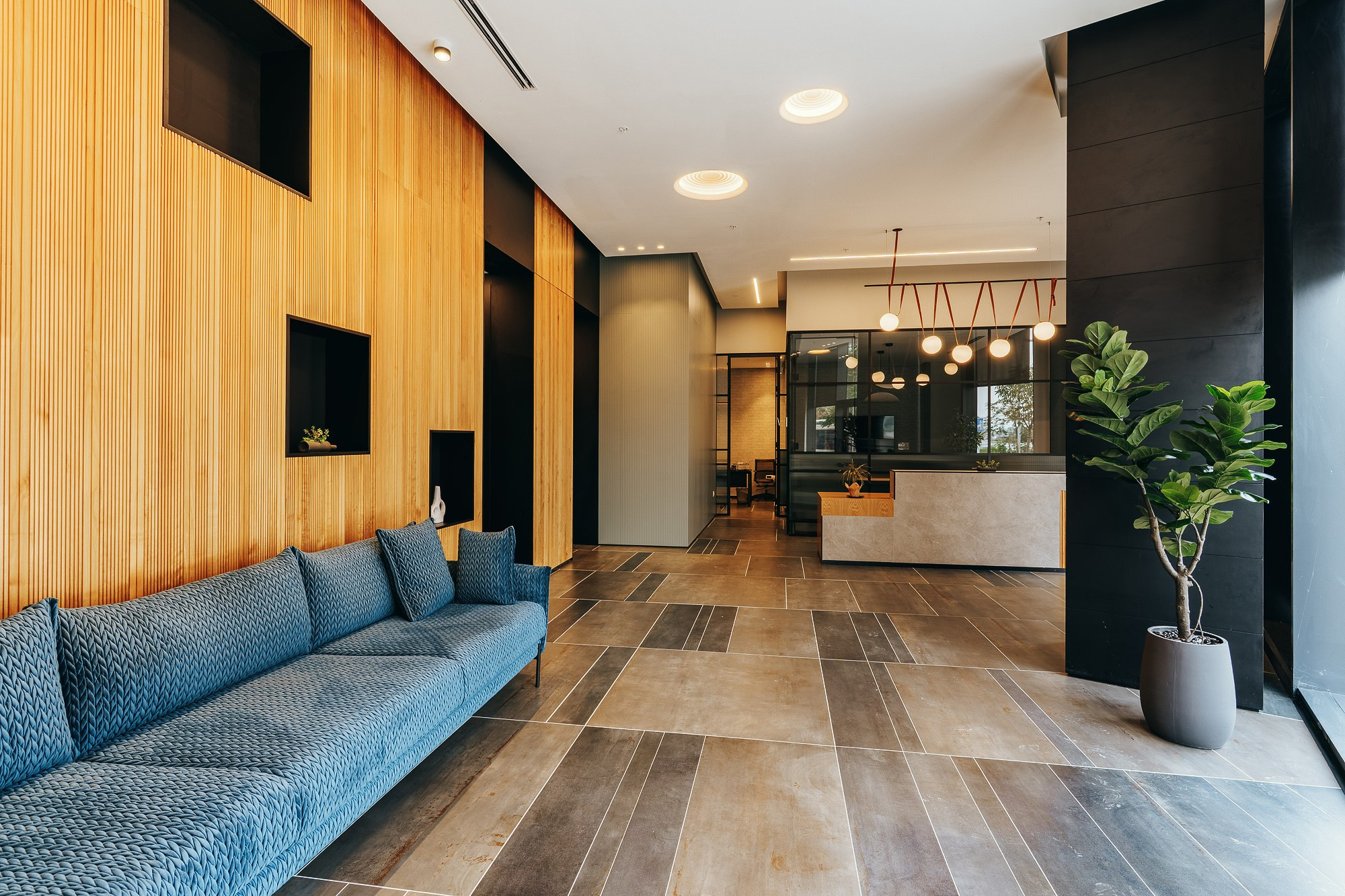 УСЛУГИ. Visual artist Daniil Kontorovich