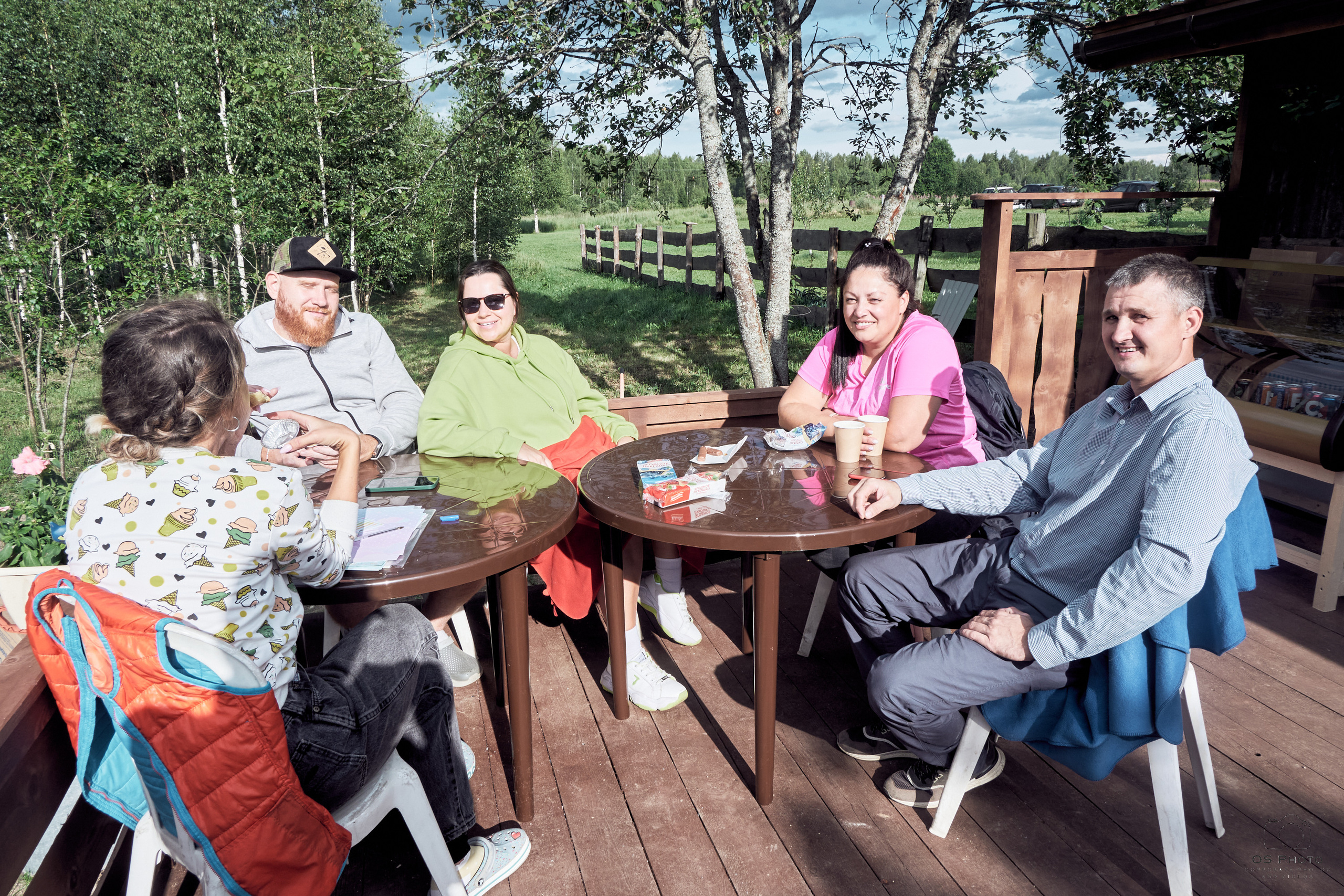 Сарай бар. Фотографъ Сергѣевъ. Поймать мгновеніе