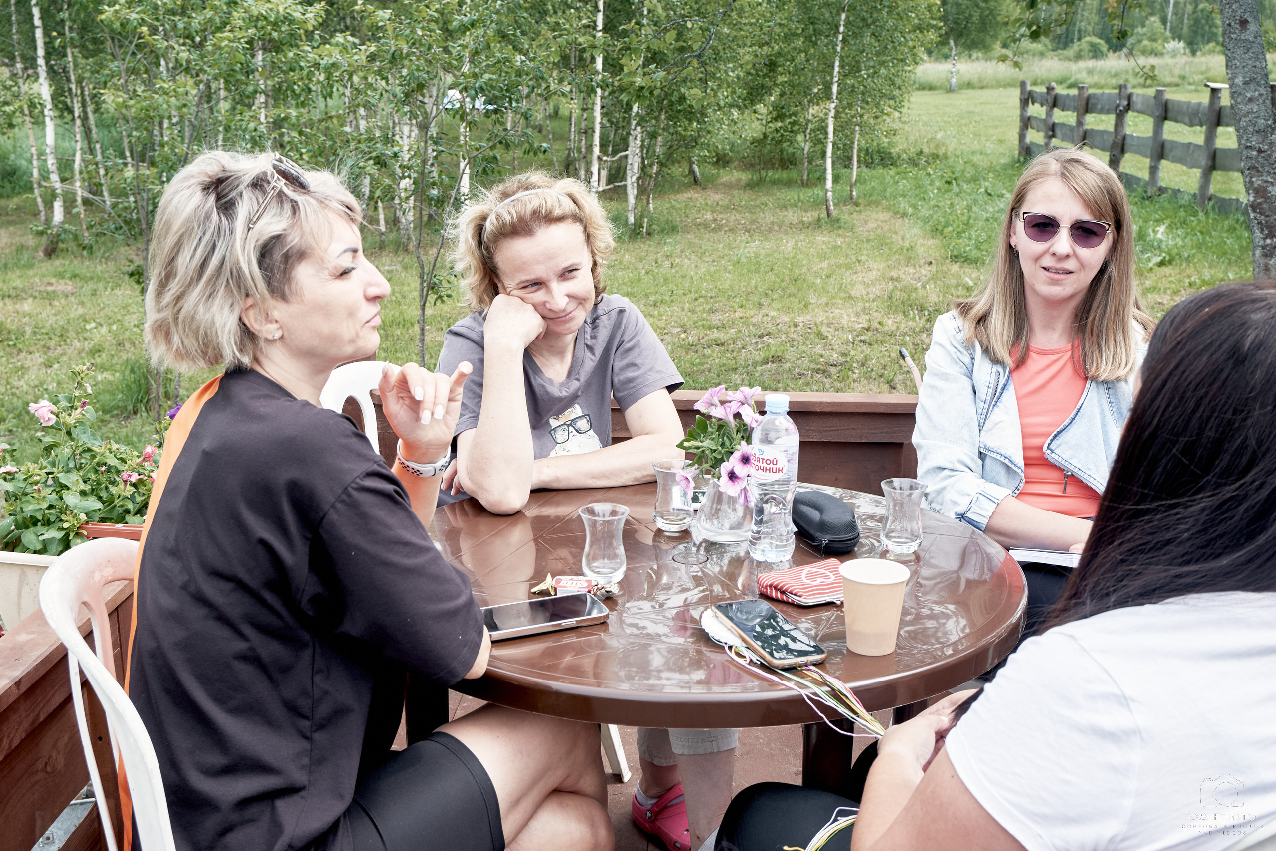 Сарай бар. Фотографъ Сергѣевъ. Поймать мгновеніе