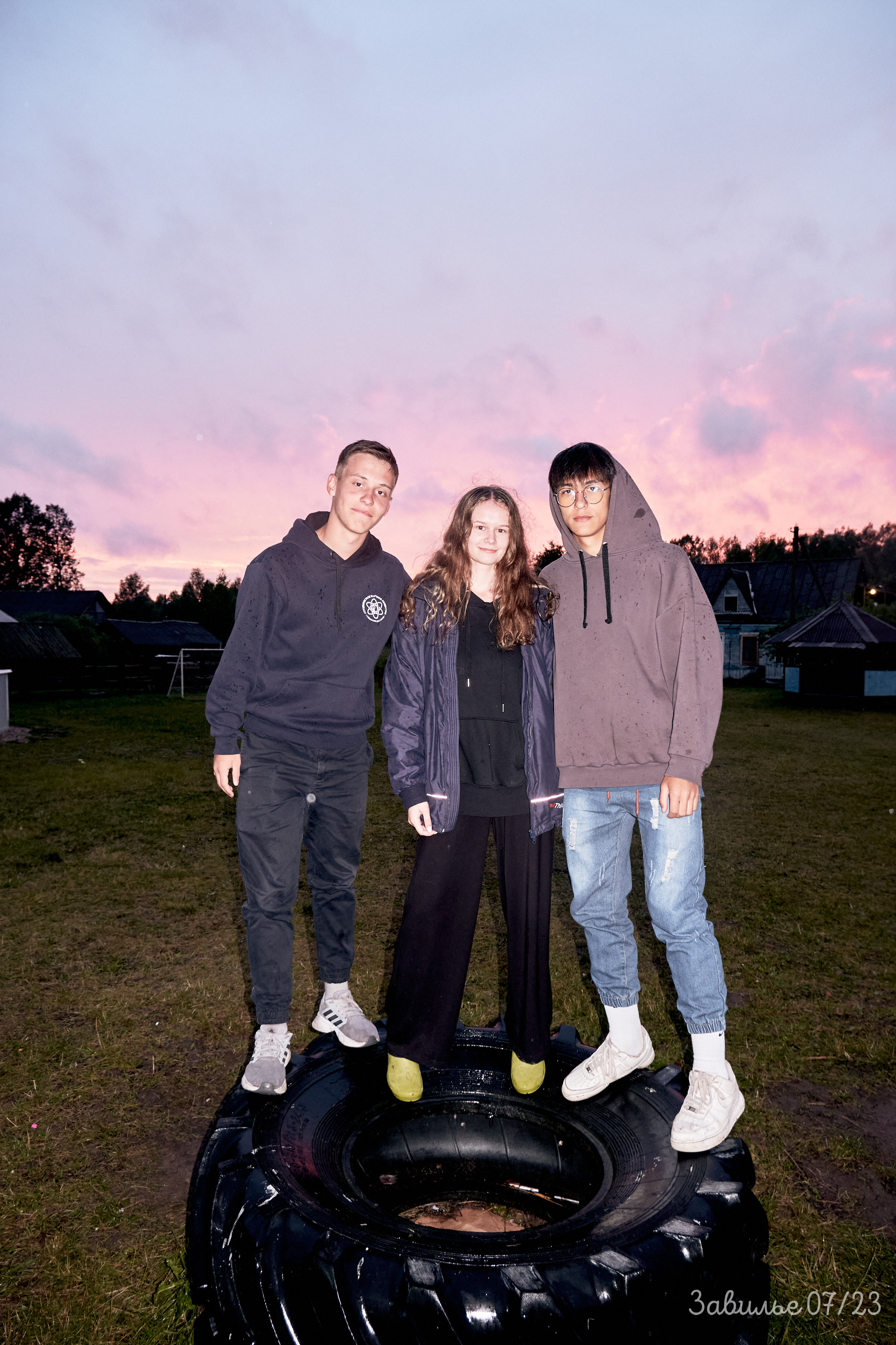 Сарай бар. Фотографъ Сергѣевъ. Поймать мгновеніе