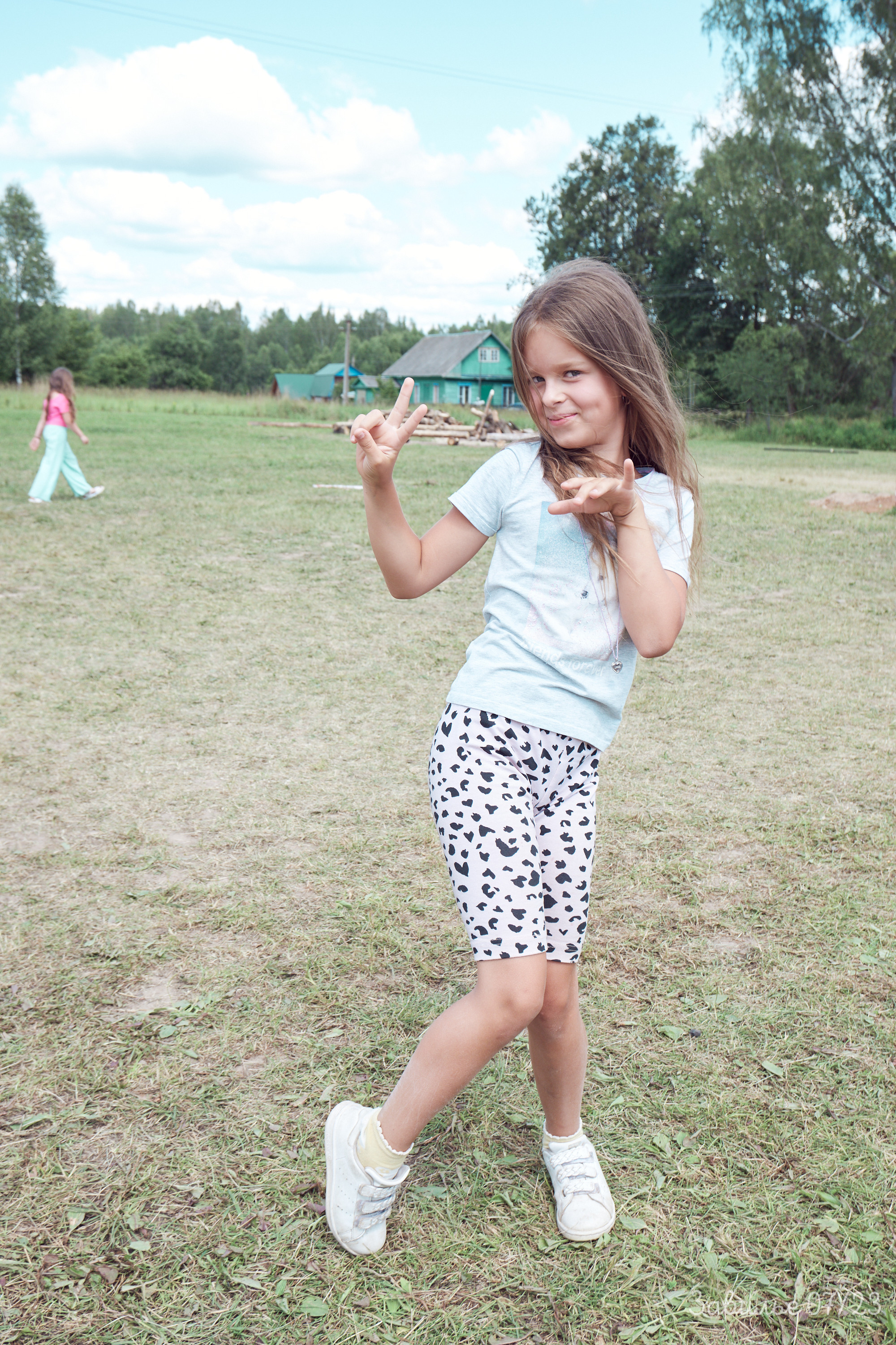 Сарай бар. Фотографъ Сергѣевъ. Поймать мгновеніе