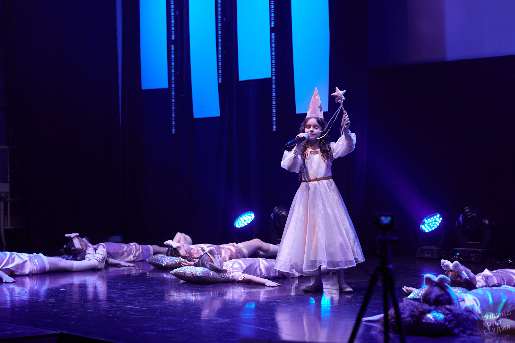 Laslo Dolinski Studio. Концерт в «Тушино Холл». Фотографъ Сергѣевъ. Поймать мгновеніе