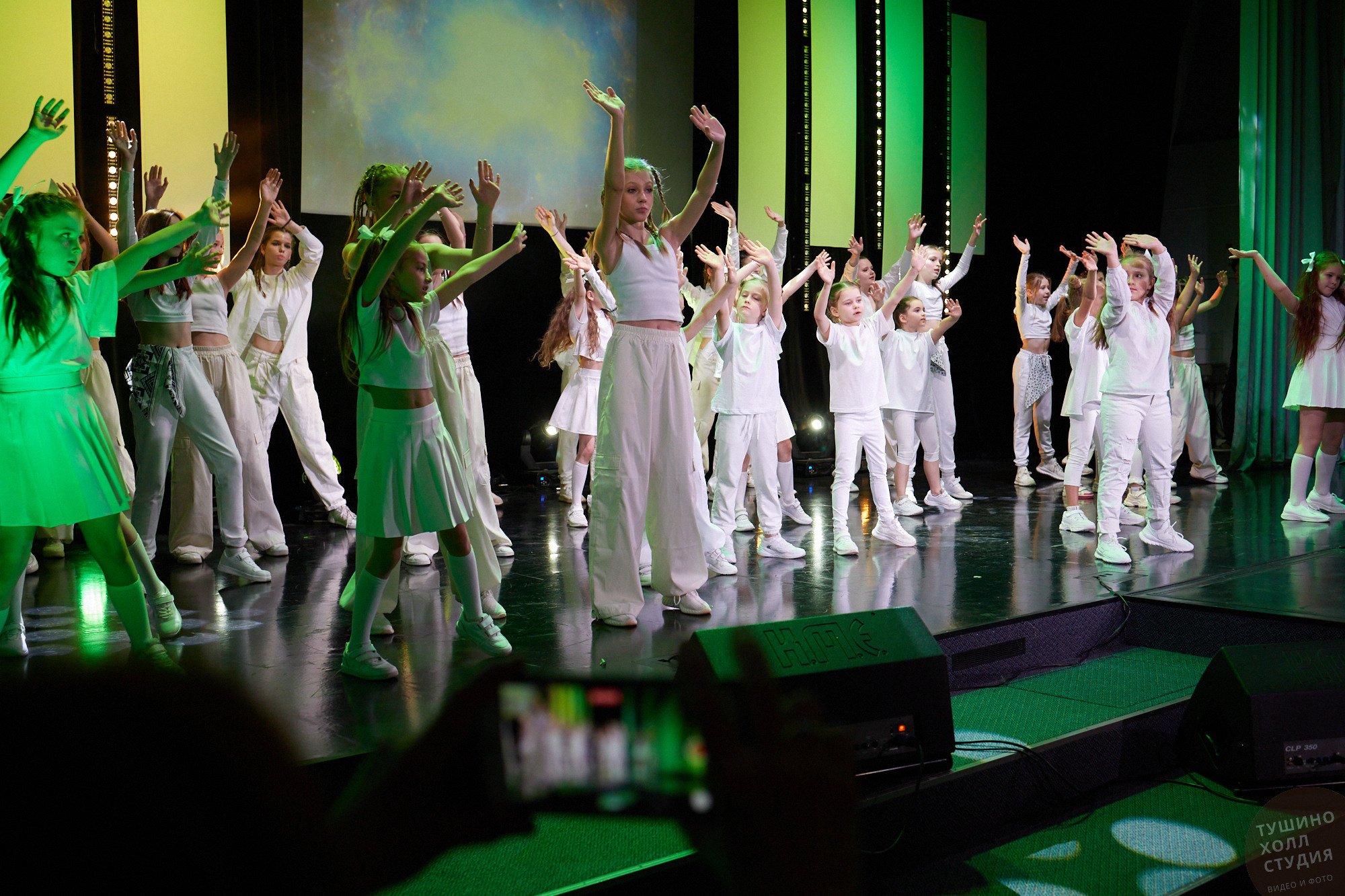 Laslo Dolinski Studio. Концерт в «Тушино Холл». Фотографъ Сергѣевъ. Поймать мгновеніе