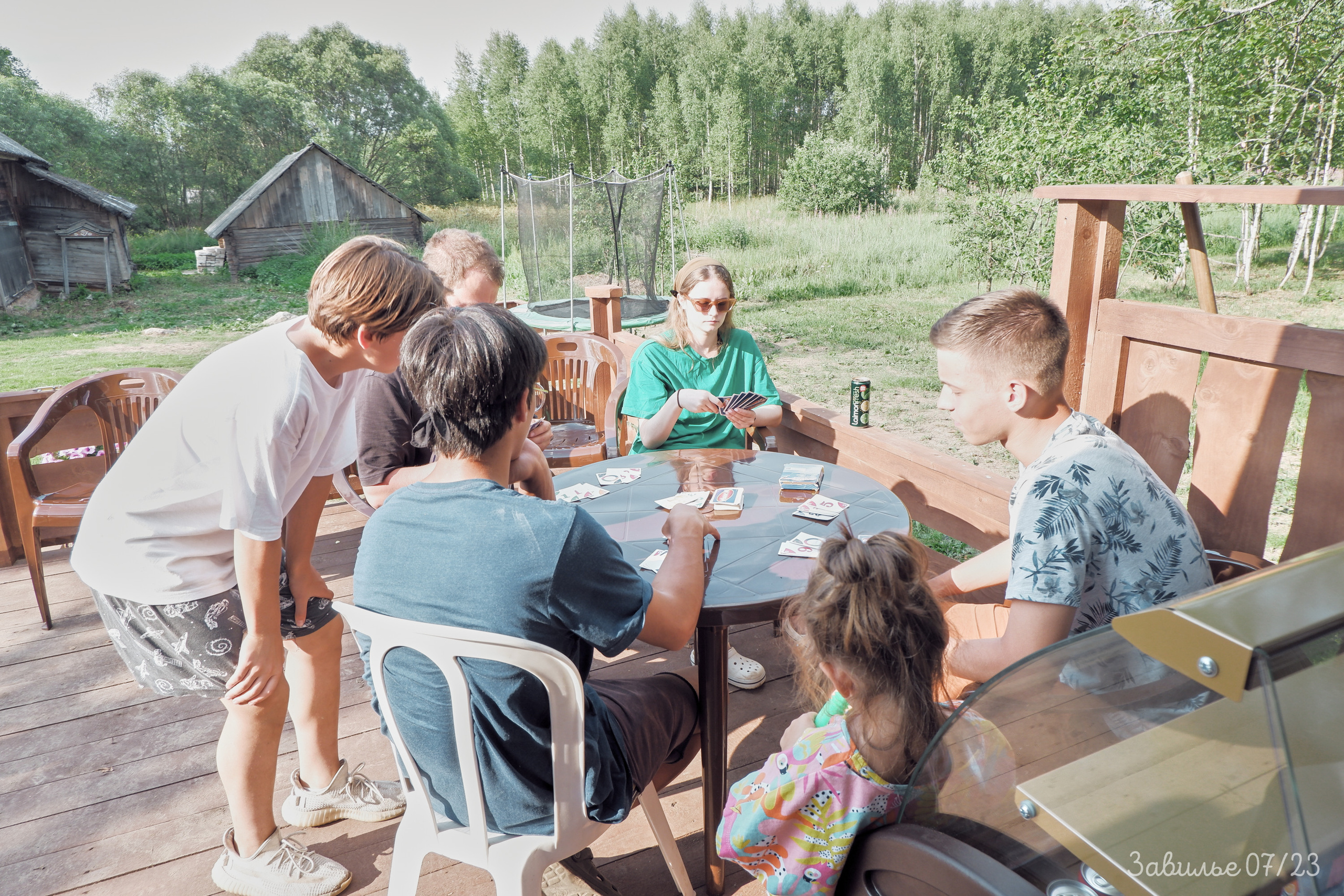 Сарай бар. Фотографъ Сергѣевъ. Поймать мгновеніе