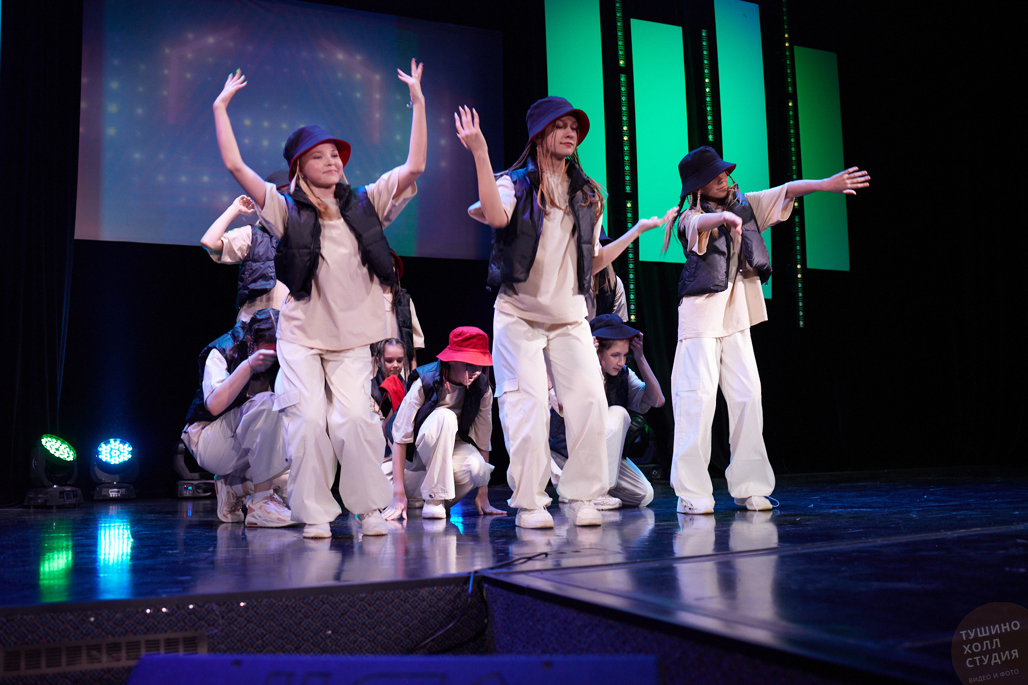 Laslo Dolinski Studio. Концерт в «Тушино Холл». Фотографъ Сергѣевъ. Поймать мгновеніе