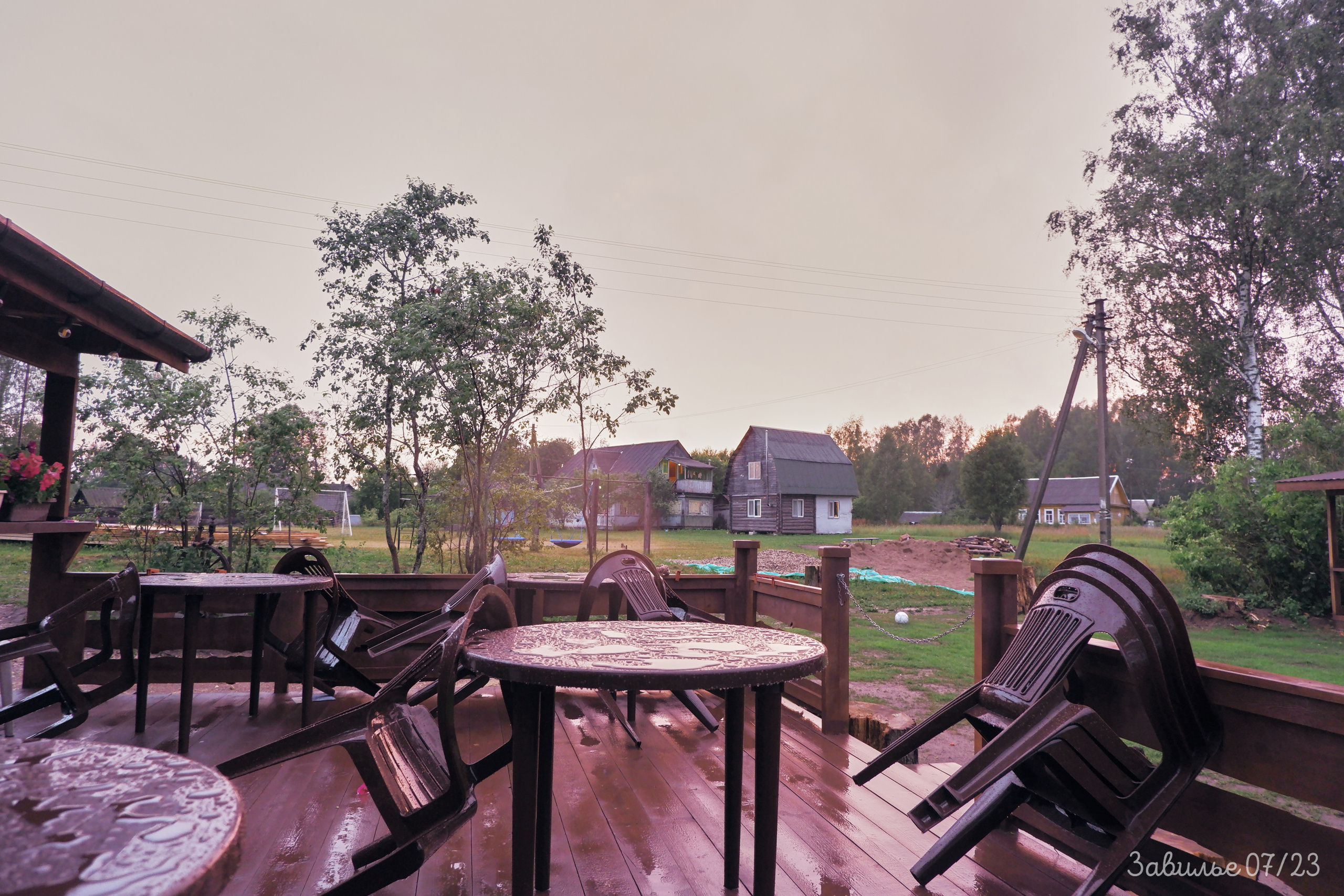 Сарай бар. Фотографъ Сергѣевъ. Поймать мгновеніе