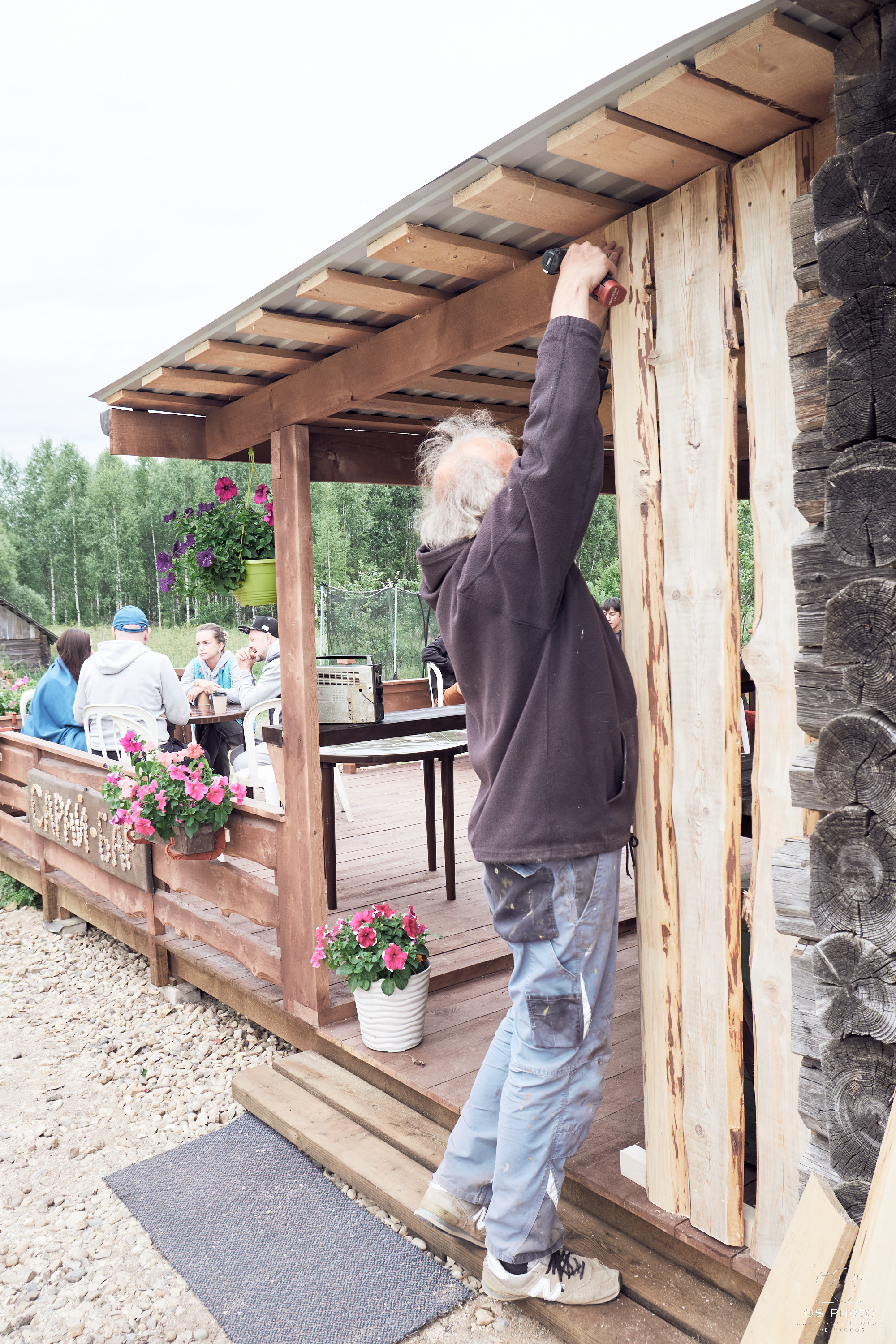 Сарай бар. Фотографъ Сергѣевъ. Поймать мгновеніе