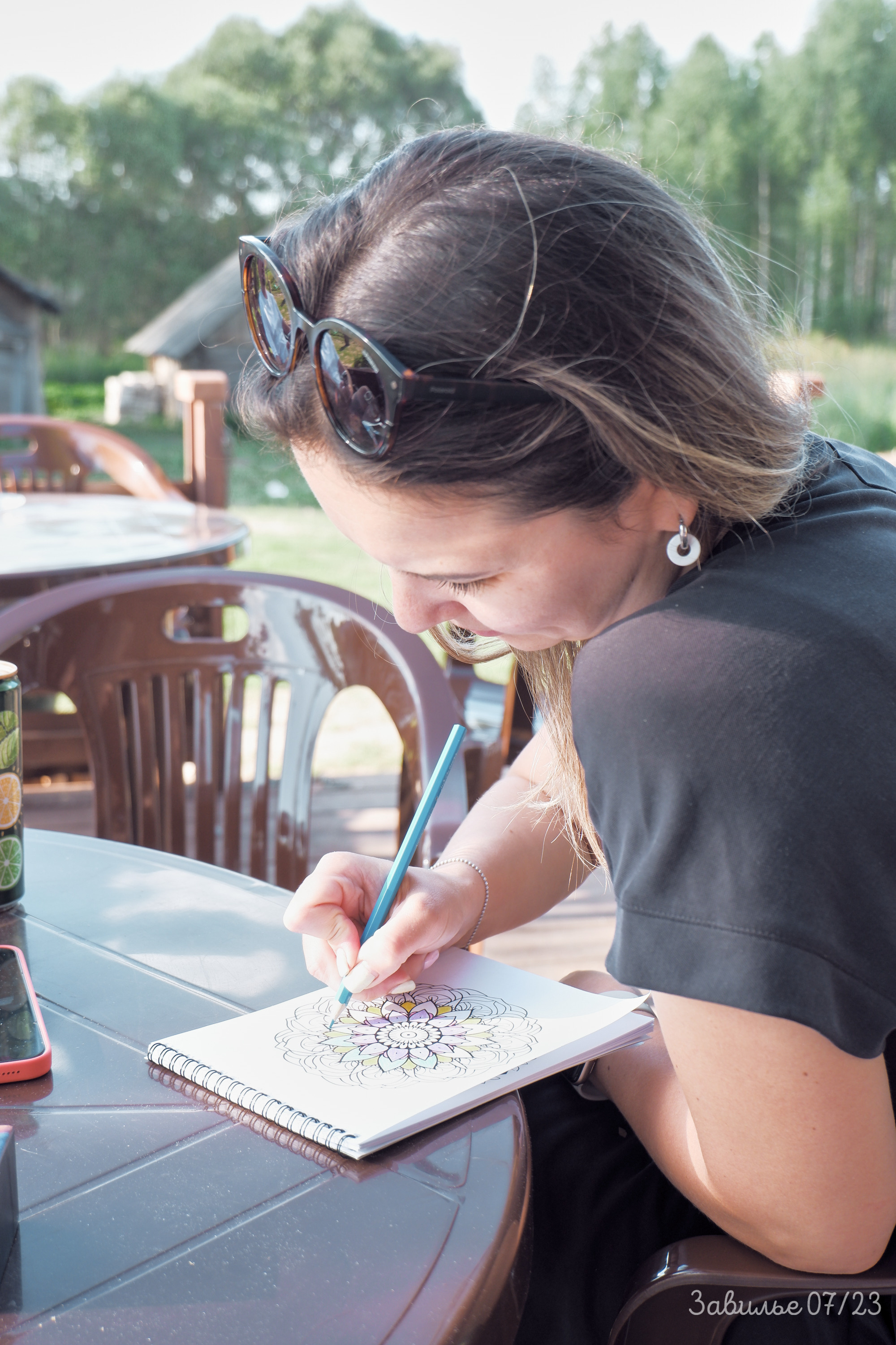 Сарай бар. Фотографъ Сергѣевъ. Поймать мгновеніе