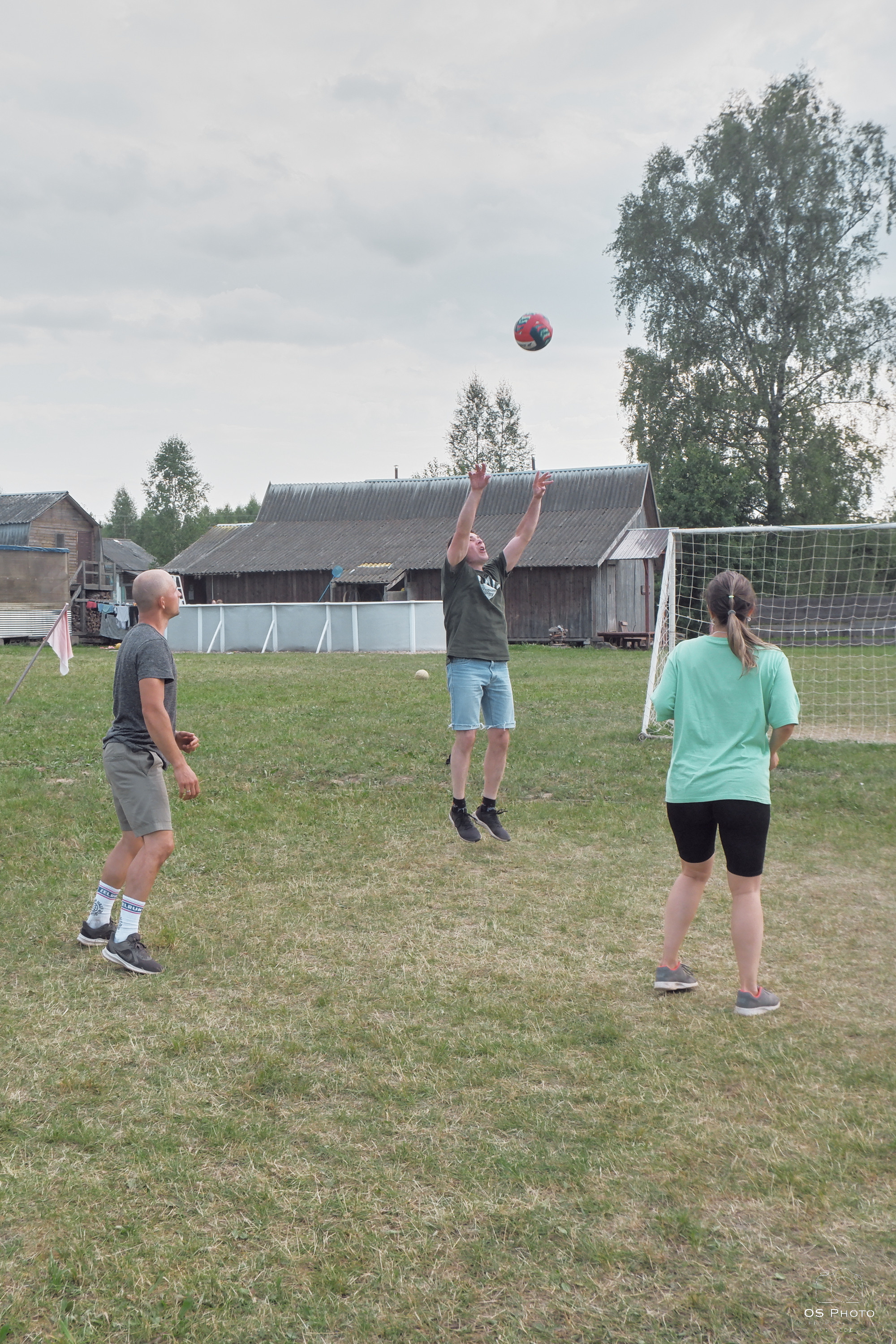 Сарай бар. Фотографъ Сергѣевъ. Поймать мгновеніе