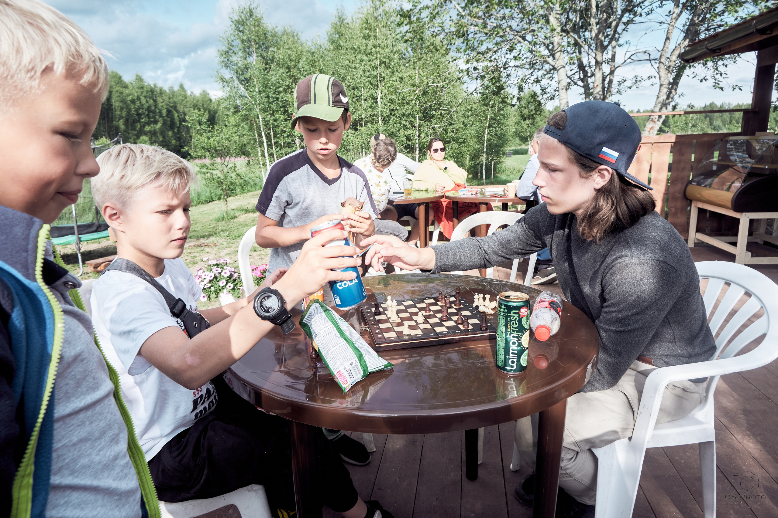Сарай бар. Фотографъ Сергѣевъ. Поймать мгновеніе