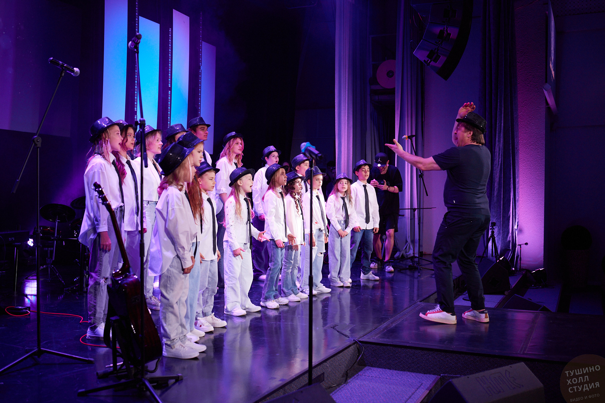 Laslo Dolinski Studio. Концерт в «Тушино Холл». Фотографъ Сергѣевъ. Поймать мгновеніе