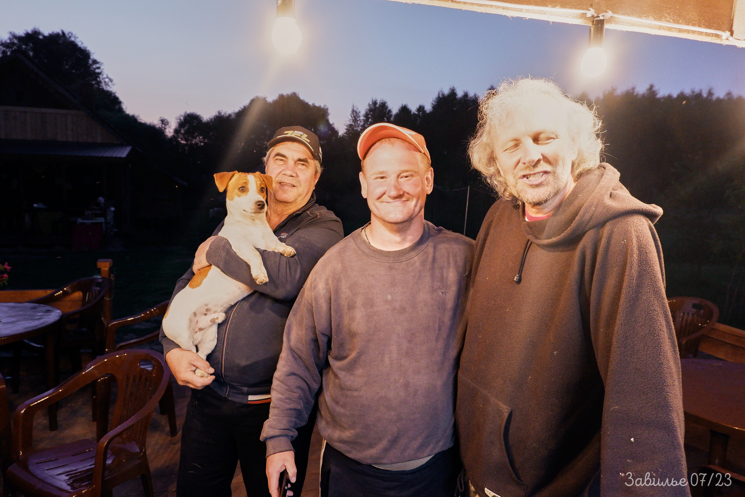 Сарай бар. Фотографъ Сергѣевъ. Поймать мгновеніе