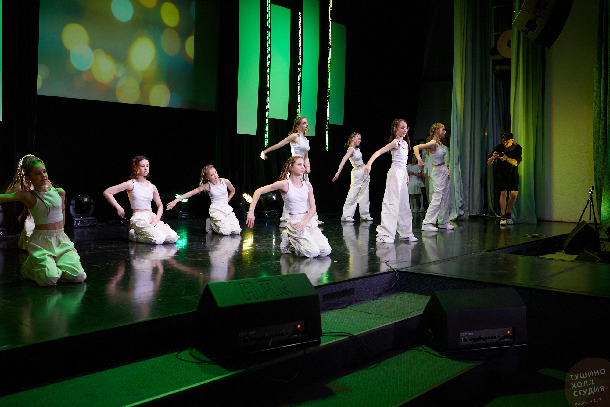 Laslo Dolinski Studio. Концерт в «Тушино Холл». Фотографъ Сергѣевъ. Поймать мгновеніе