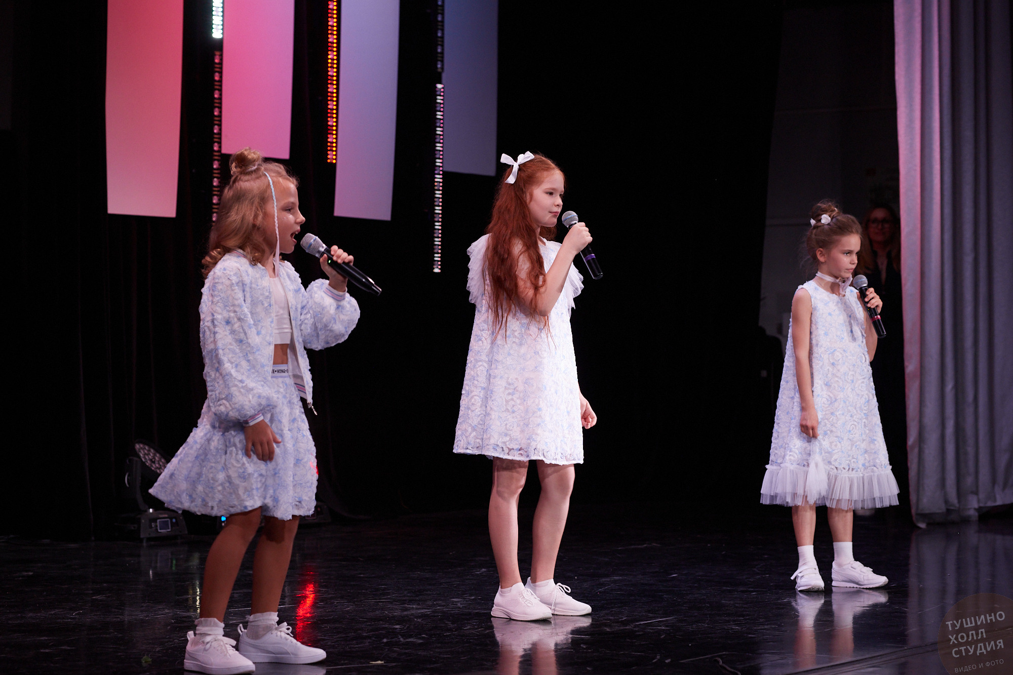 Laslo Dolinski Studio. Концерт в «Тушино Холл». Фотографъ Сергѣевъ. Поймать мгновеніе