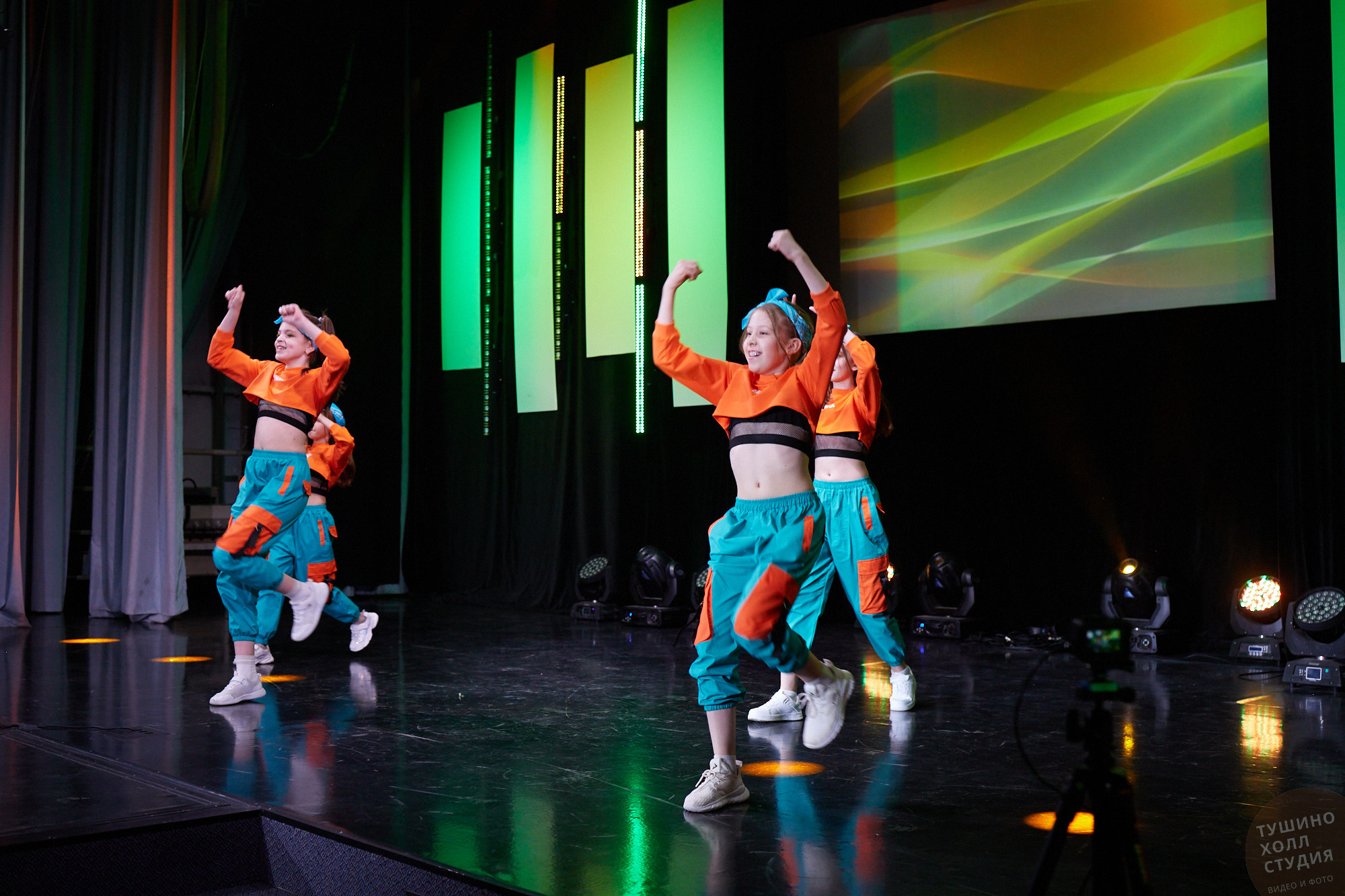 Laslo Dolinski Studio. Концерт в «Тушино Холл». Фотографъ Сергѣевъ. Поймать мгновеніе