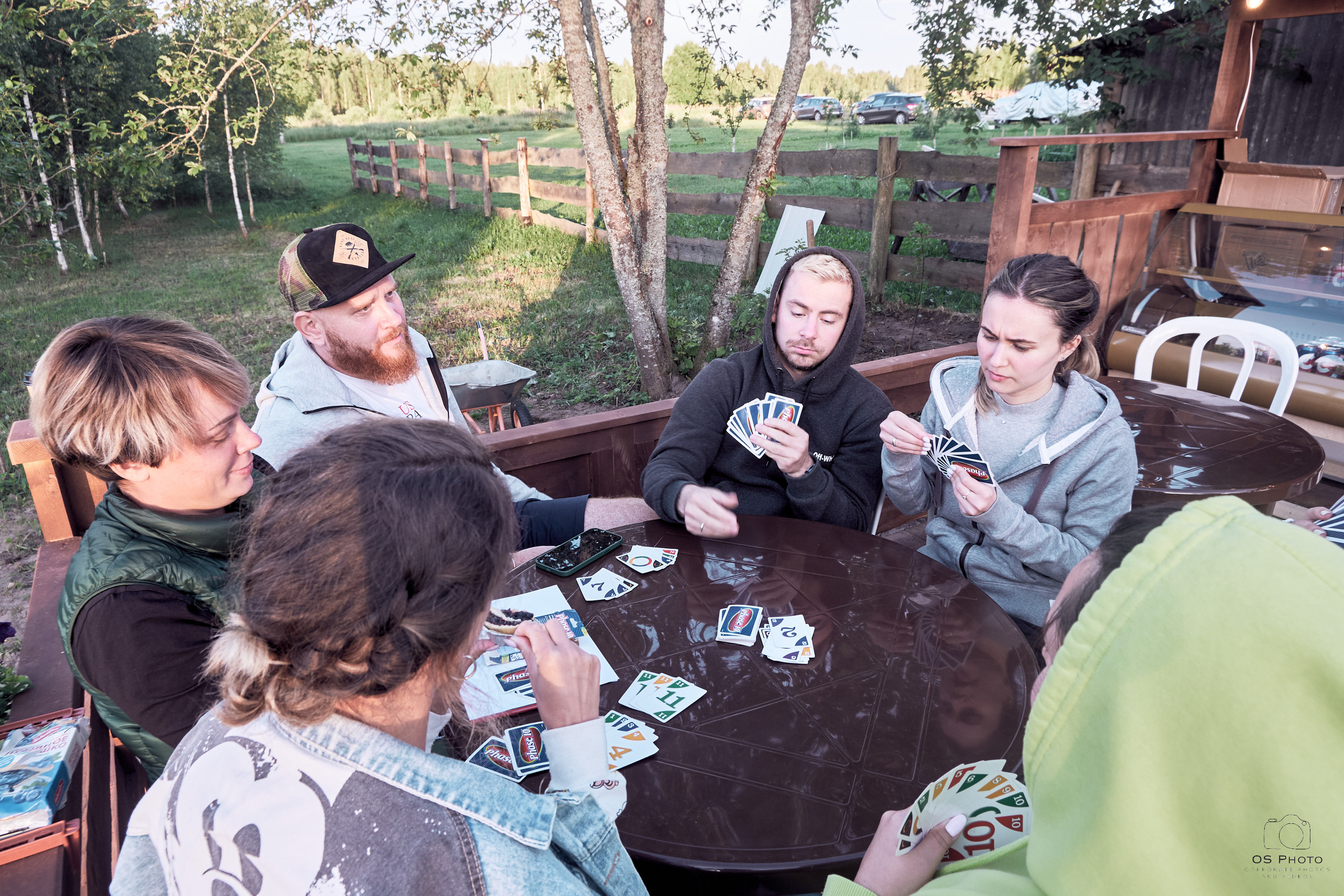 Сарай бар. Фотографъ Сергѣевъ. Поймать мгновеніе