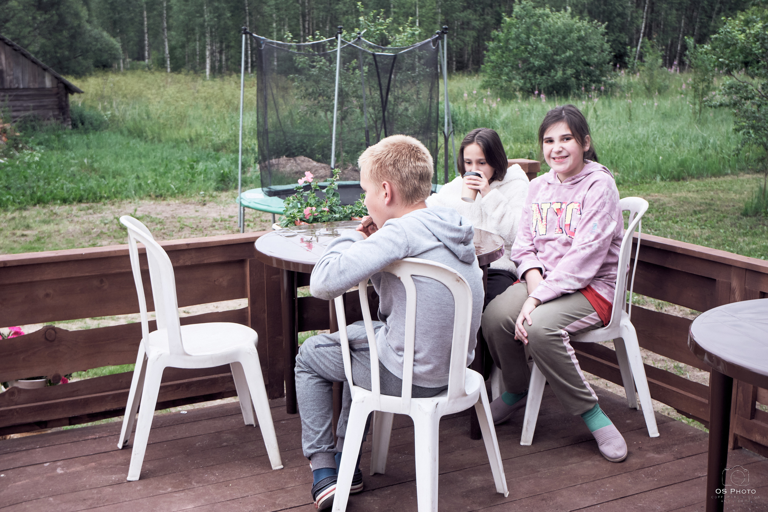 Сарай бар. Фотографъ Сергѣевъ. Поймать мгновеніе