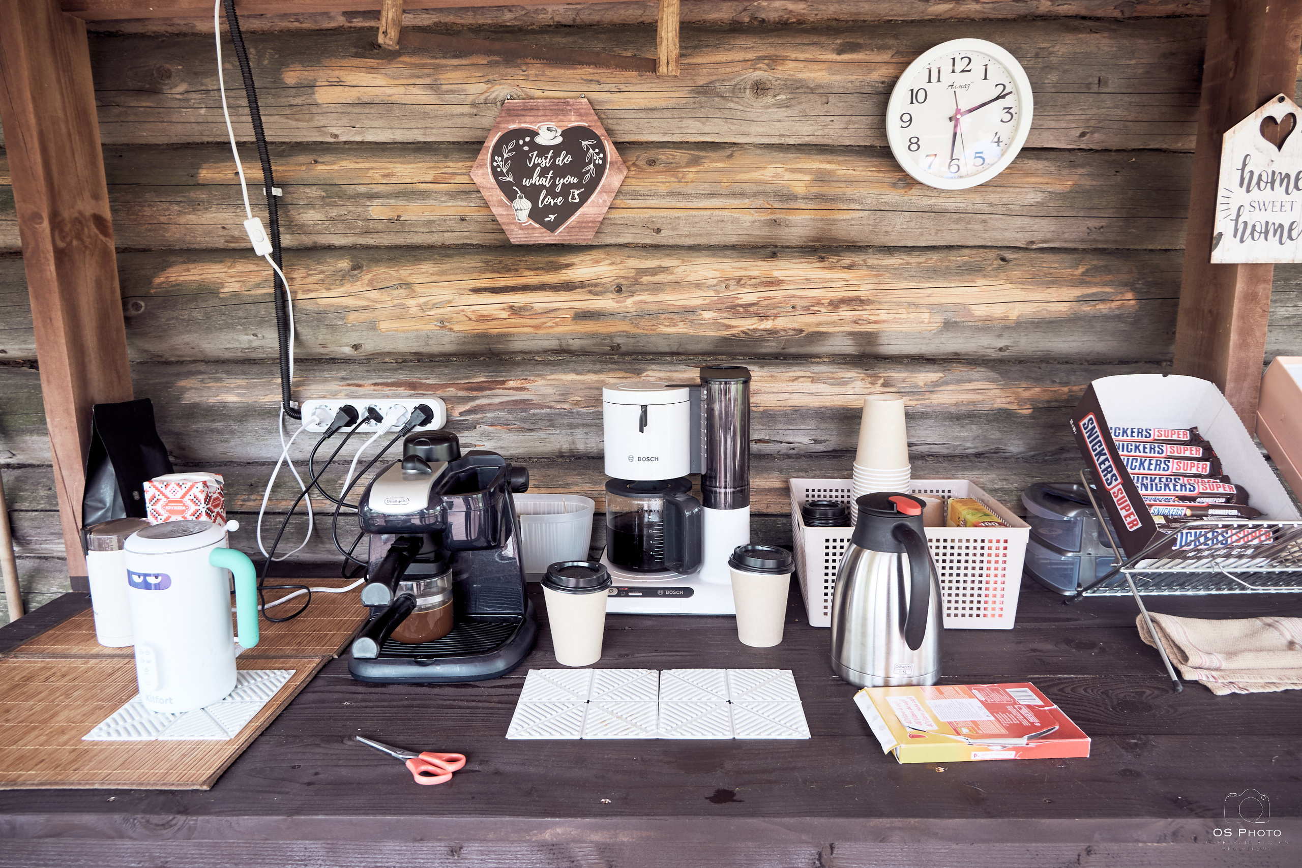 Сарай бар. Фотографъ Сергѣевъ. Поймать мгновеніе