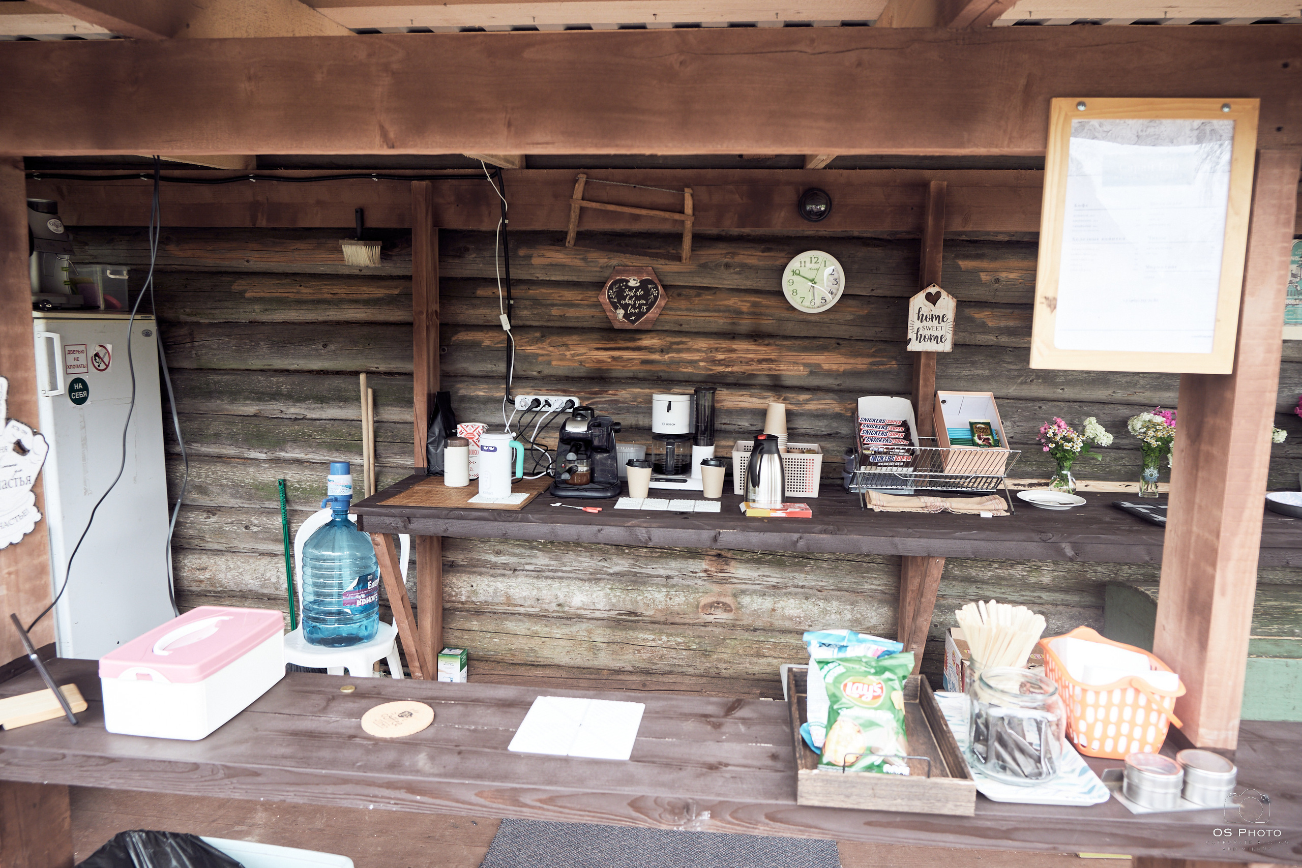 Сарай бар. Фотографъ Сергѣевъ. Поймать мгновеніе