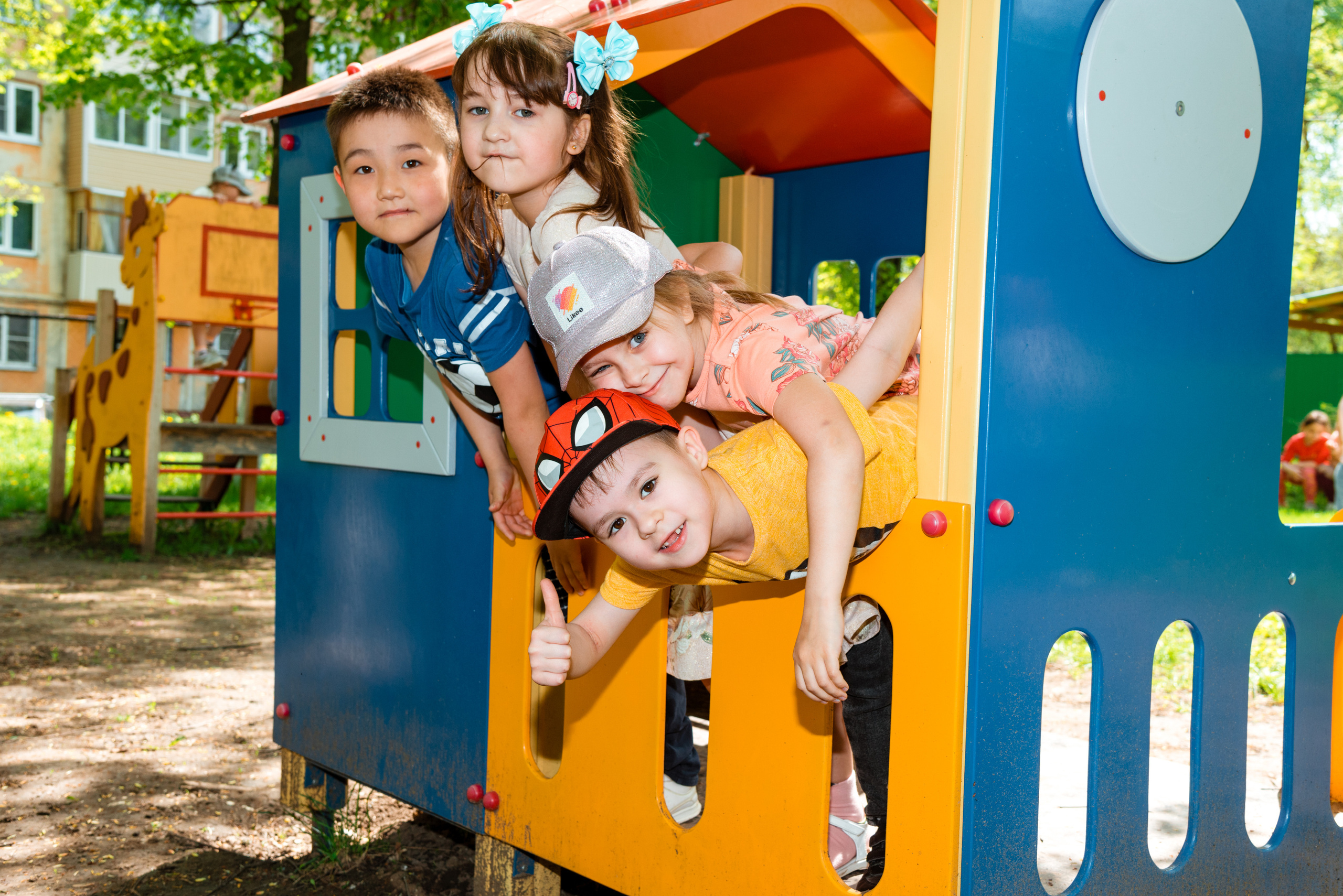 Персональный альбом премиум для детского сада в Москве. Выпускной альбом