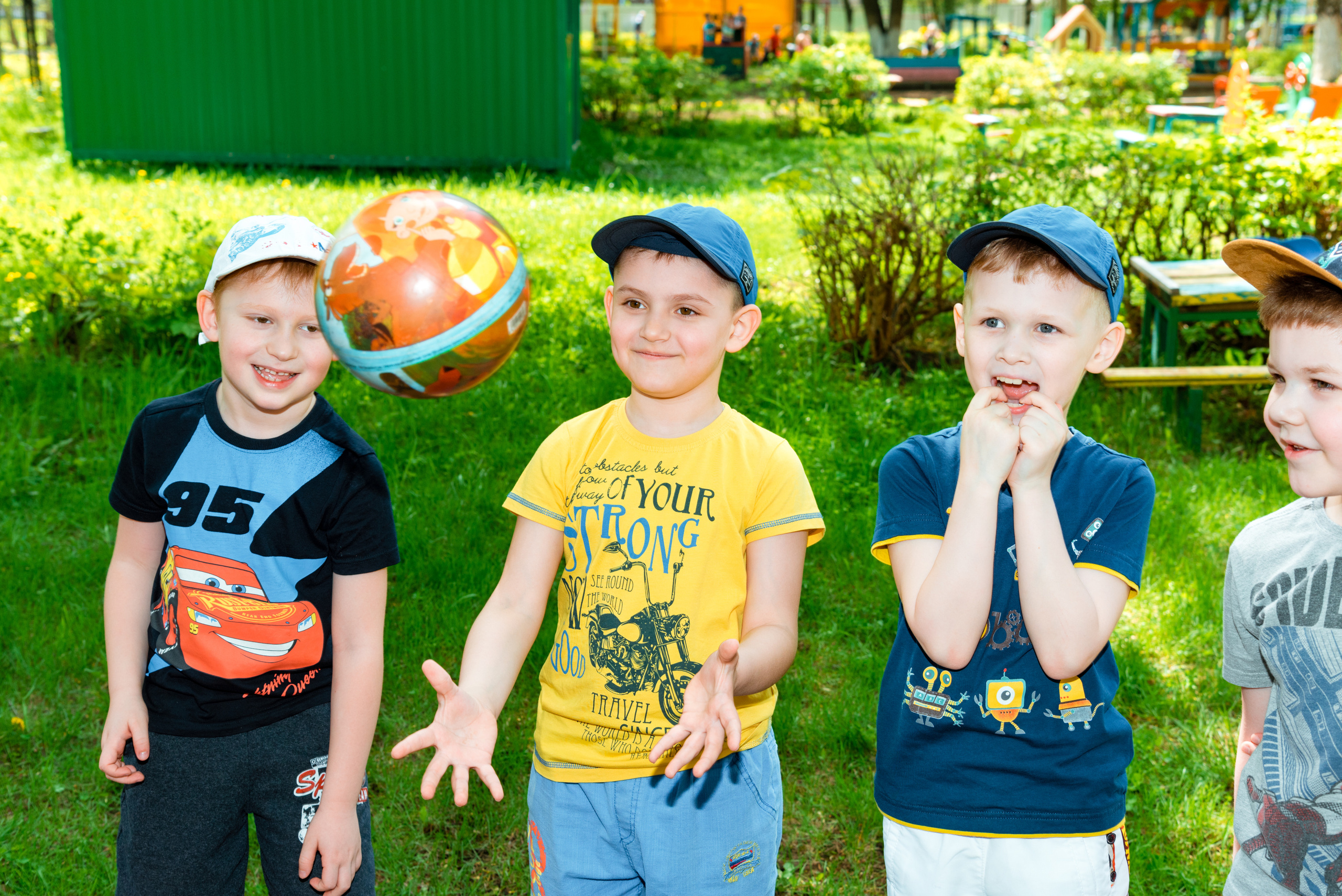 Персональный альбом премиум для детского сада в Москве. Выпускной альбом