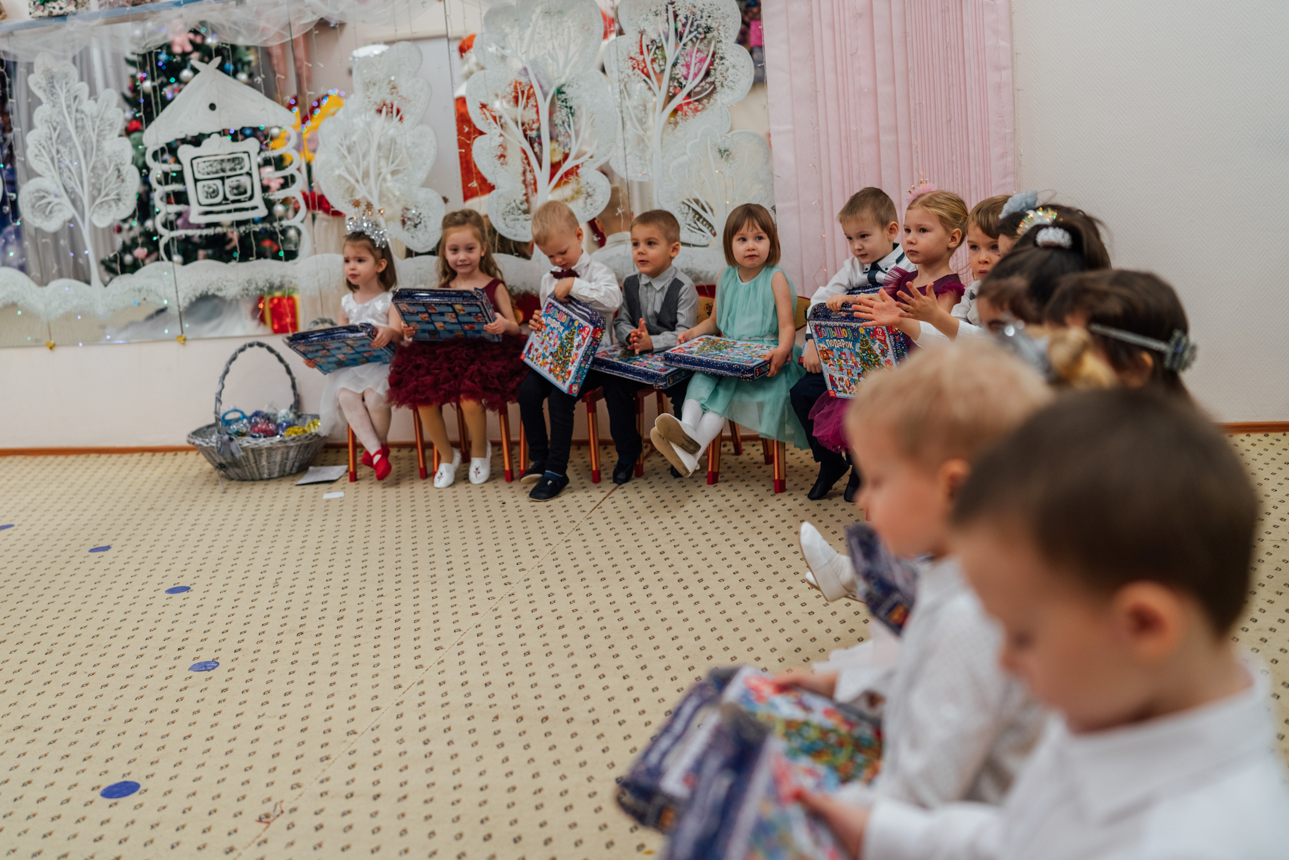 Первые утренники Мими. Профессиональный детский и семейный фотограф в Москве Диля Грошева