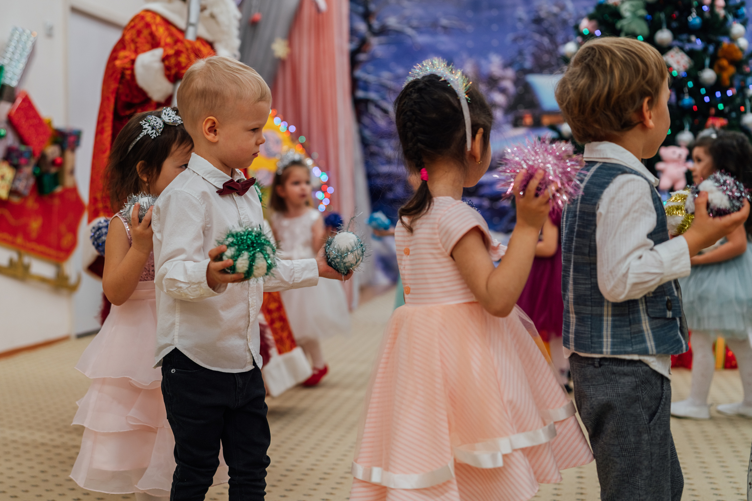 Первые утренники Мими. Профессиональный детский и семейный фотограф в Москве Диля Грошева