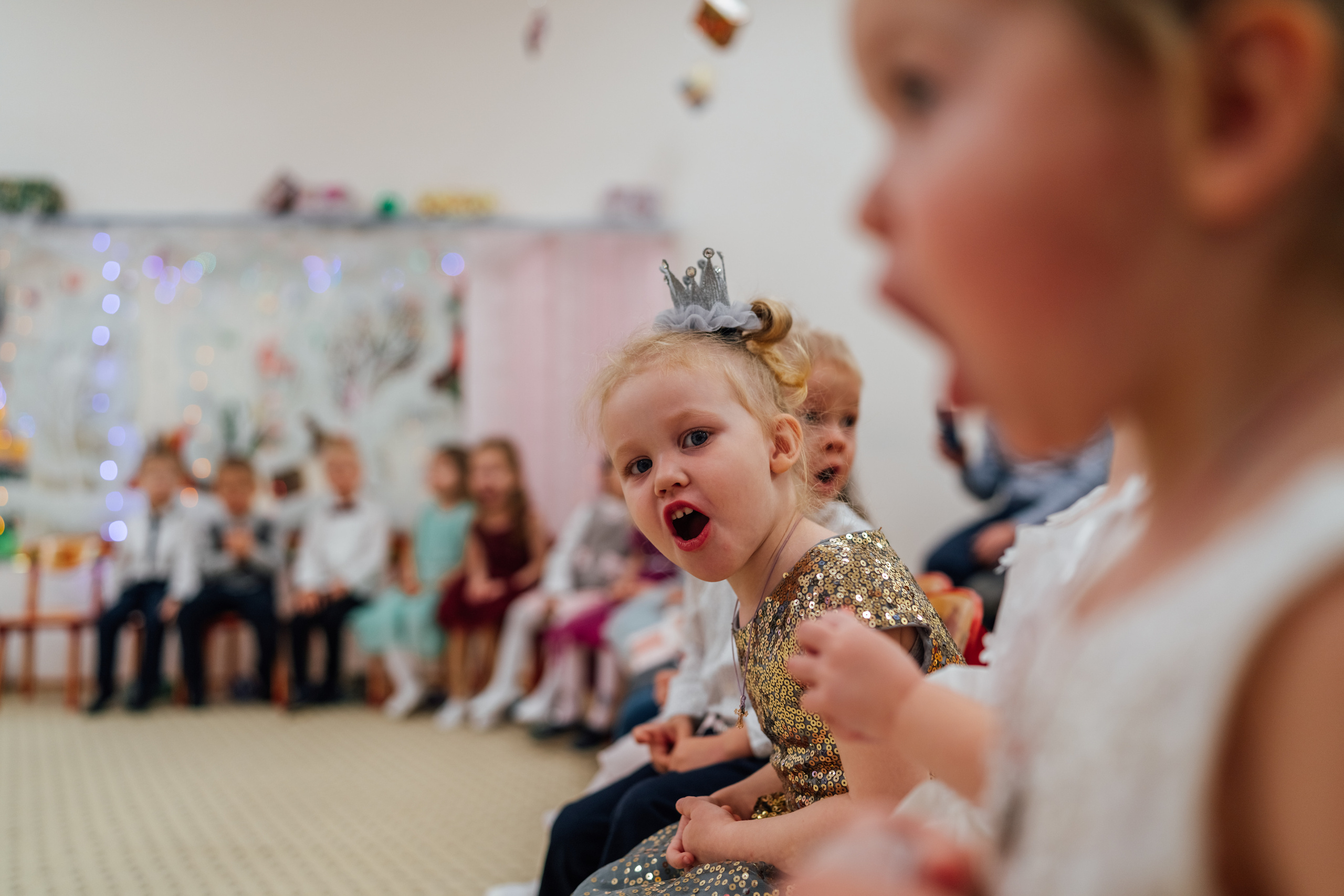 Первые утренники Мими. Профессиональный детский и семейный фотограф в Москве Диля Грошева