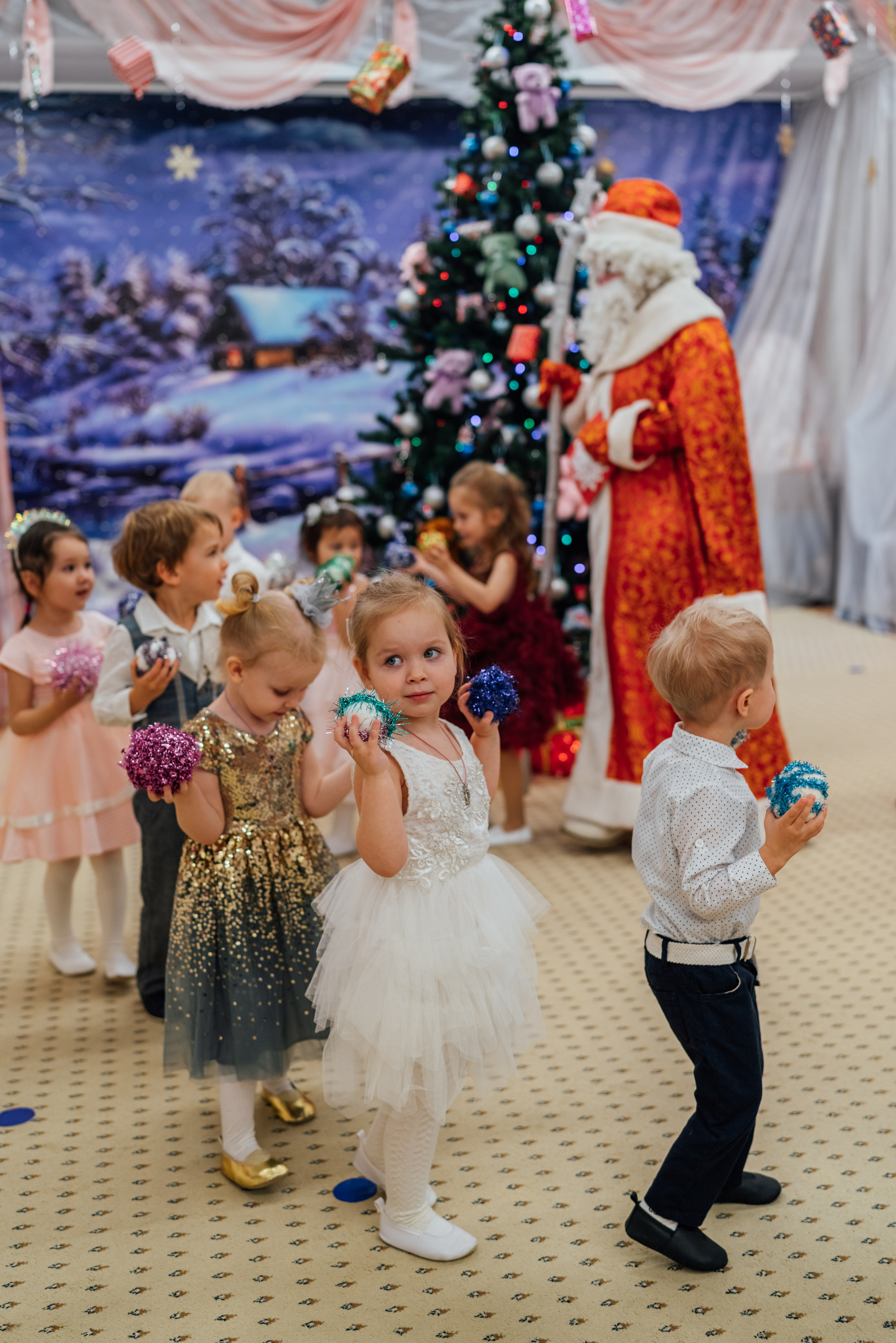 Первые утренники Мими. Профессиональный детский и семейный фотограф в Москве Диля Грошева