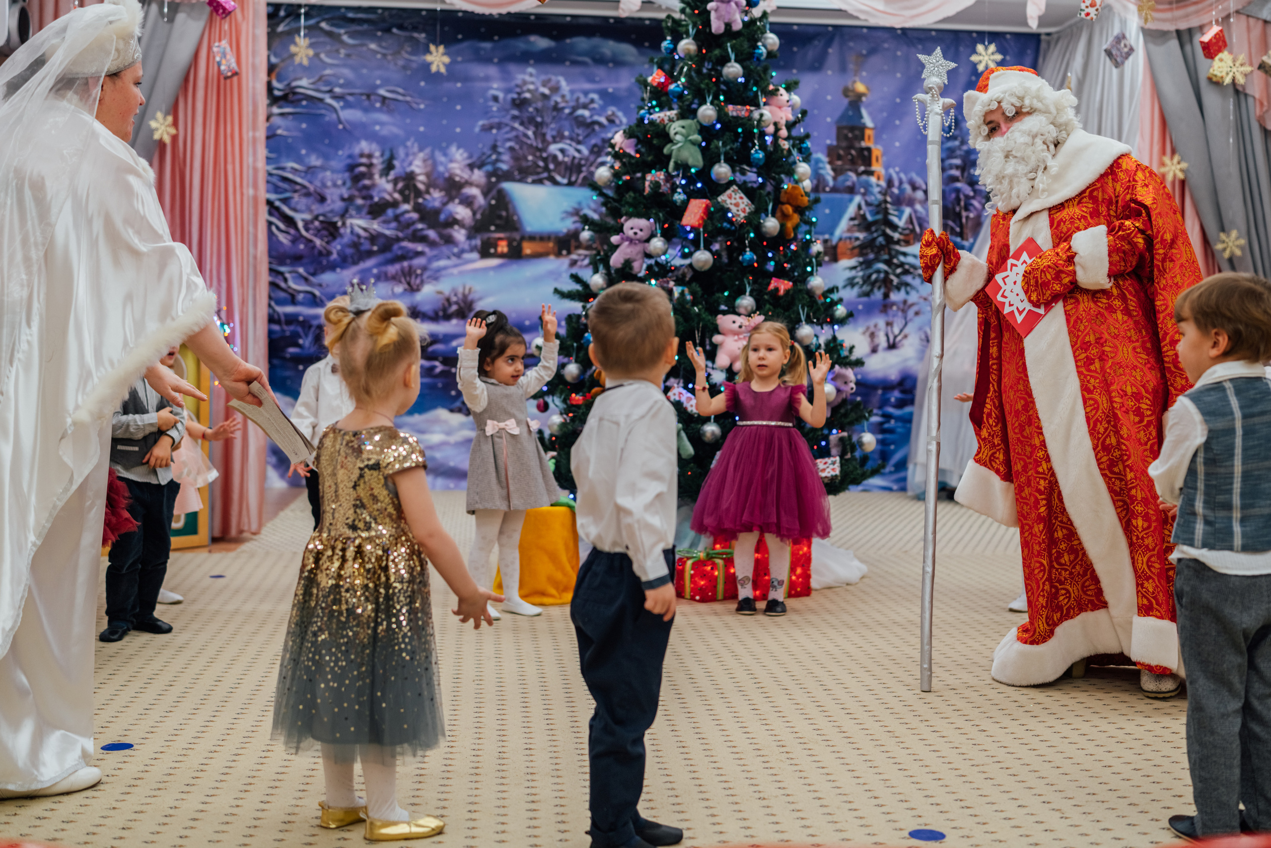 Первые утренники Мими. Профессиональный детский и семейный фотограф в Москве Диля Грошева