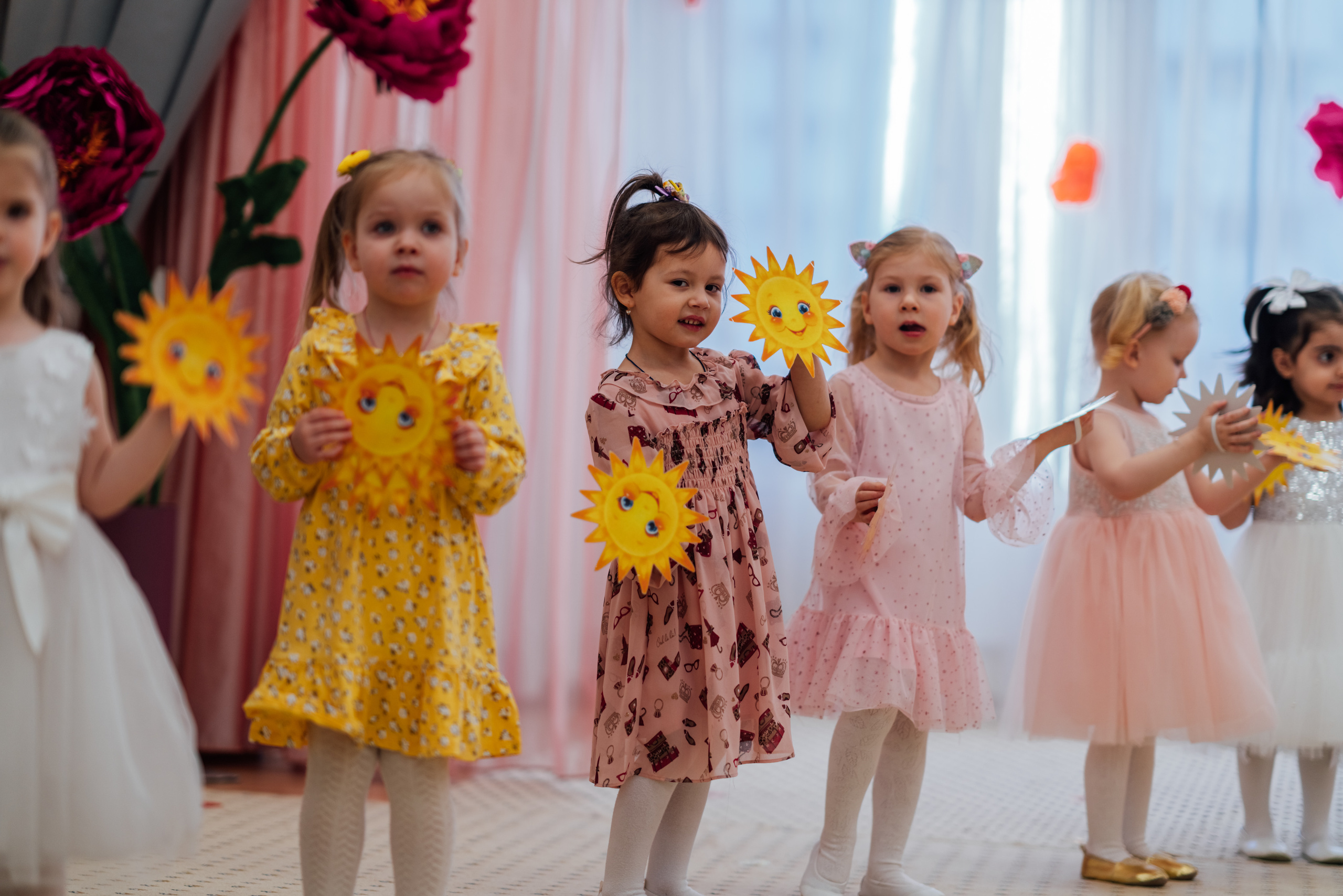 Первые утренники Мими. Профессиональный детский и семейный фотограф в Москве Диля Грошева