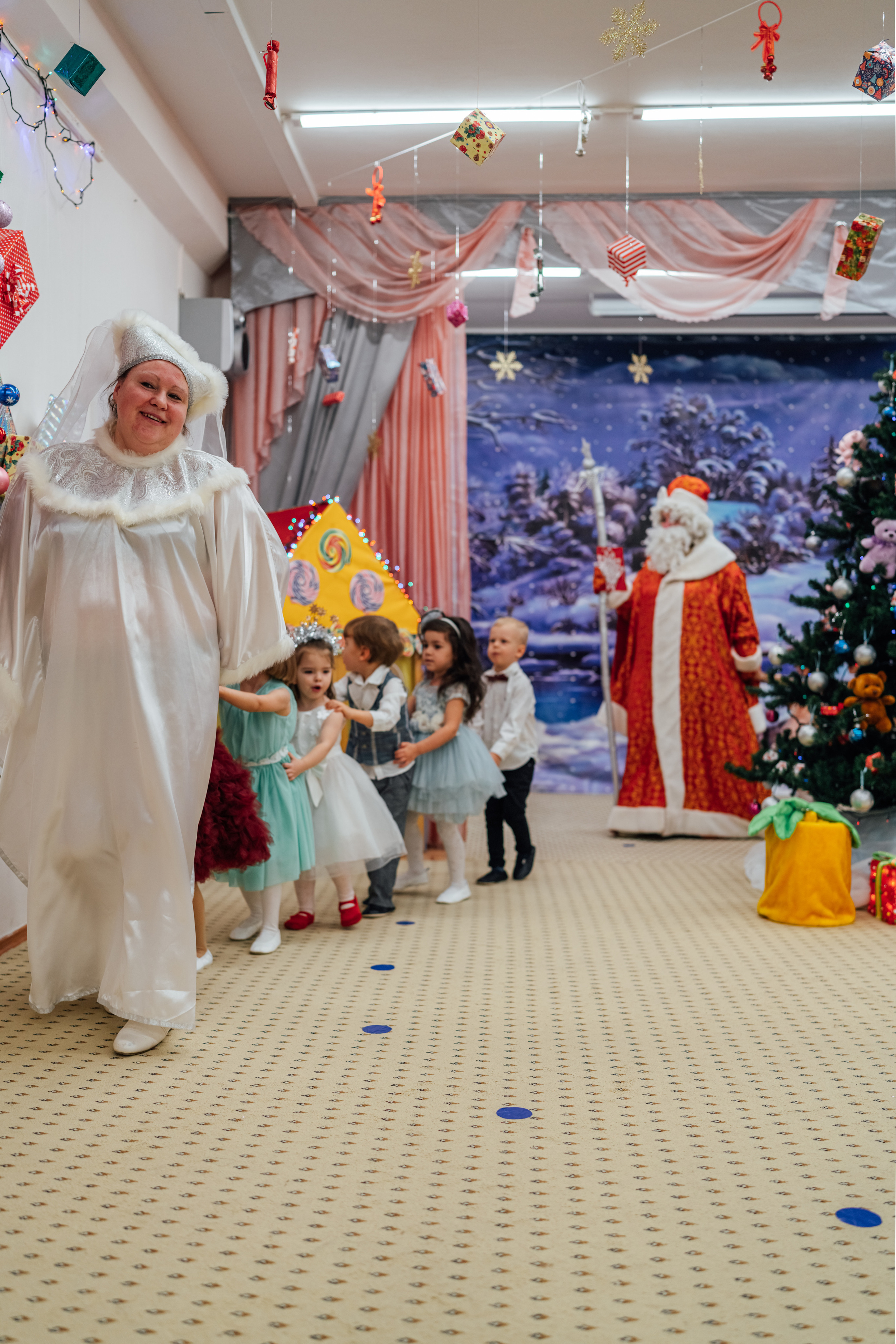 Первые утренники Мими. Профессиональный детский и семейный фотограф в Москве Диля Грошева
