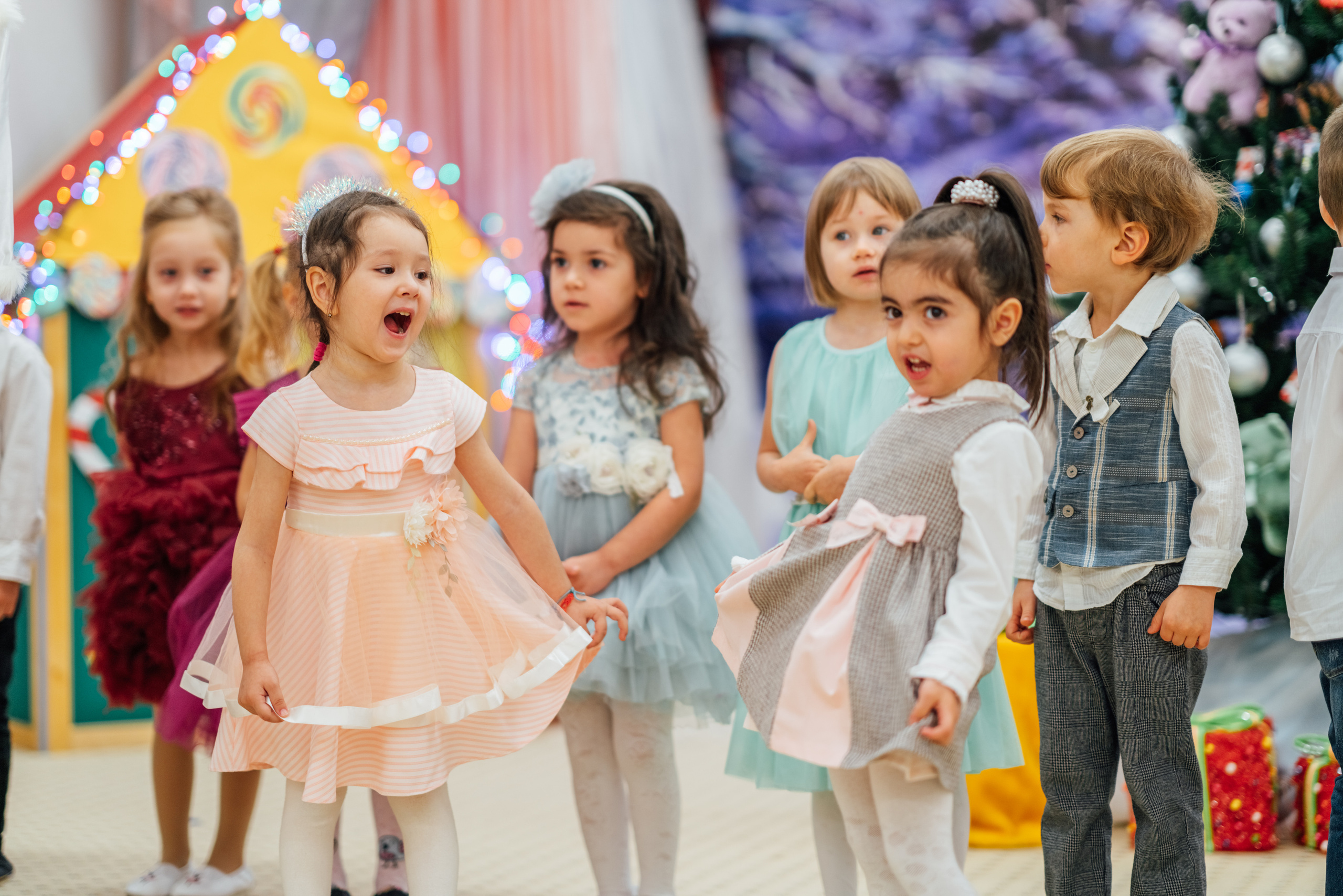 Первые утренники Мими. Профессиональный детский и семейный фотограф в Москве Диля Грошева