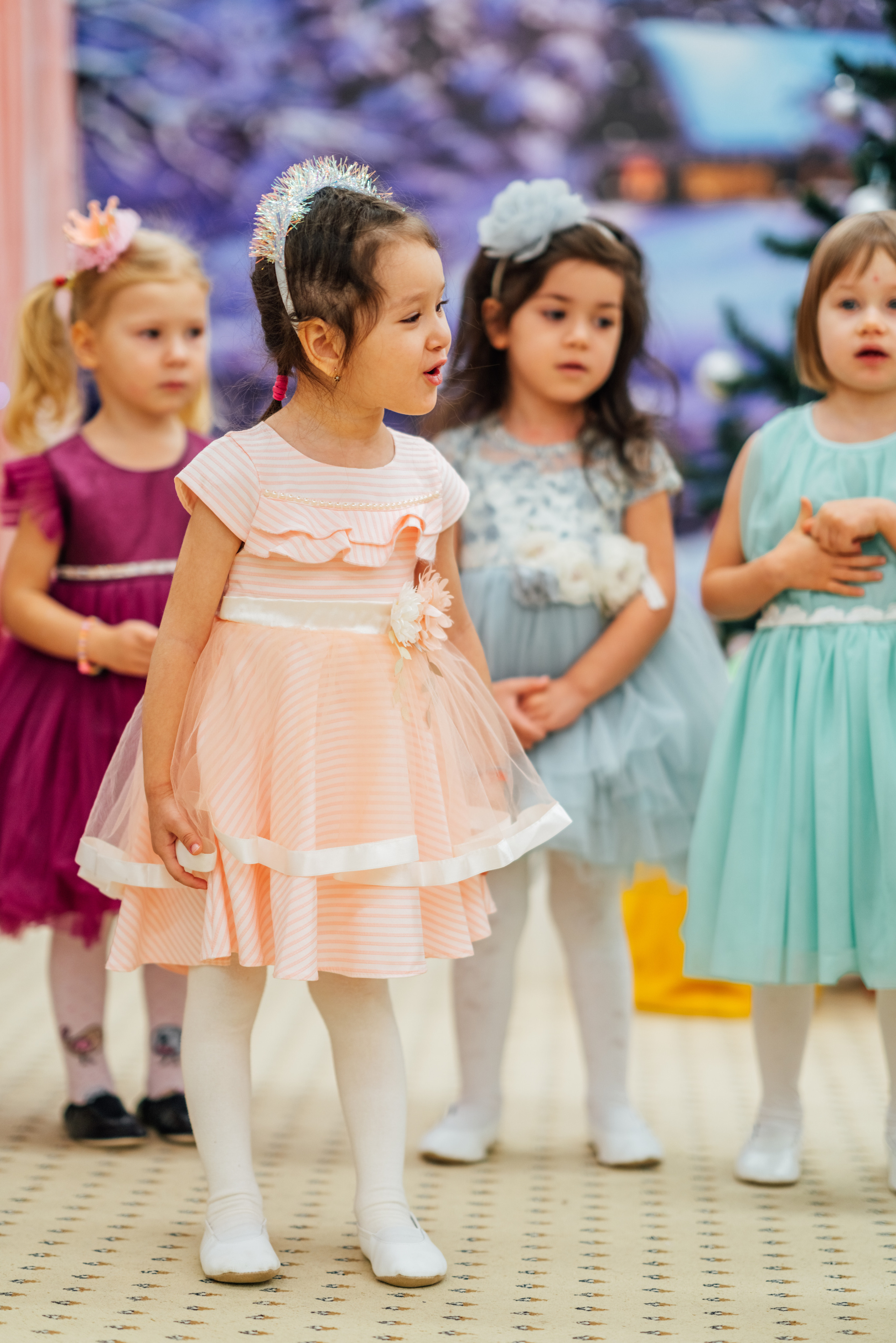 Первые утренники Мими. Профессиональный детский и семейный фотограф в Москве Диля Грошева