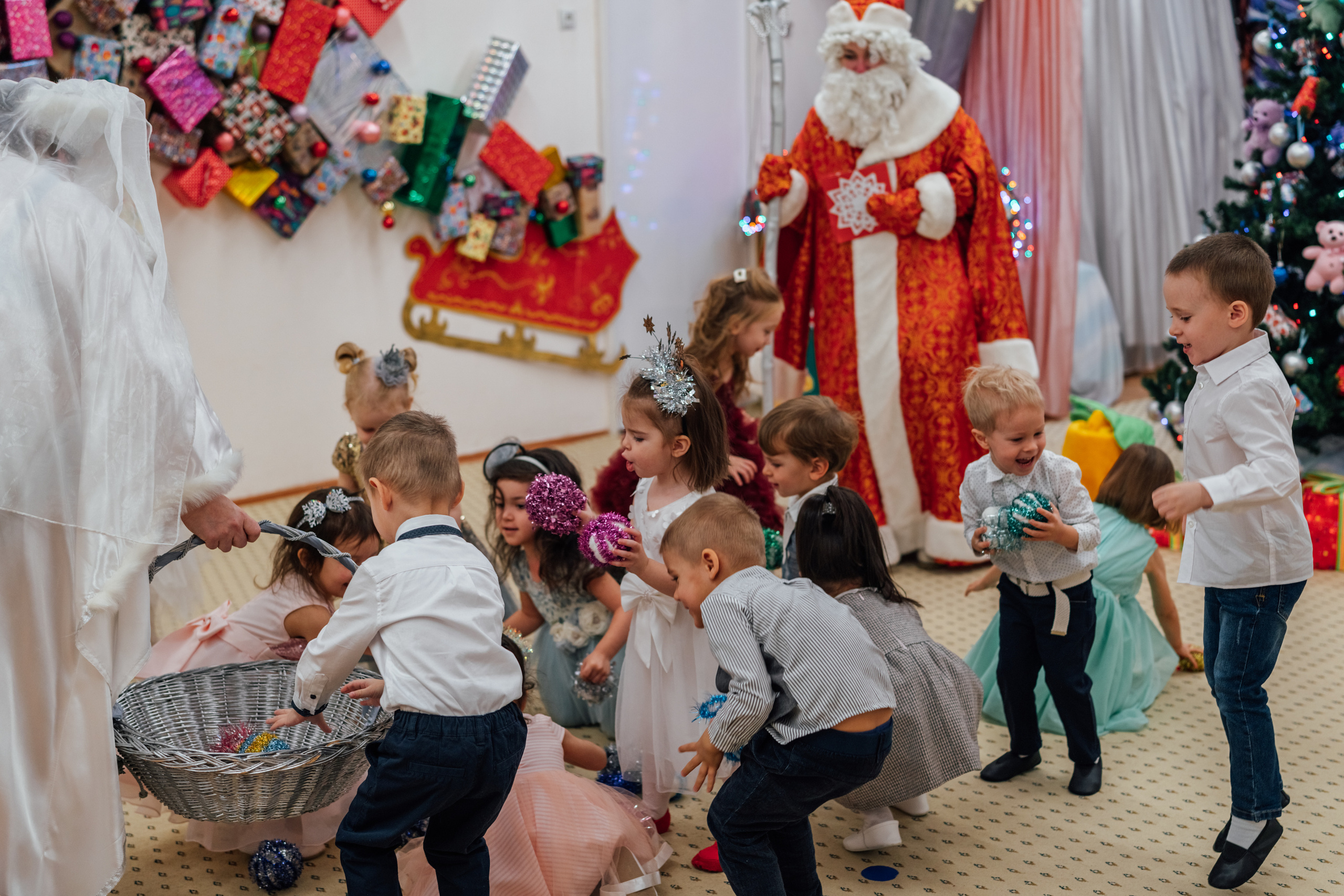 Первые утренники Мими. Профессиональный детский и семейный фотограф в Москве Диля Грошева
