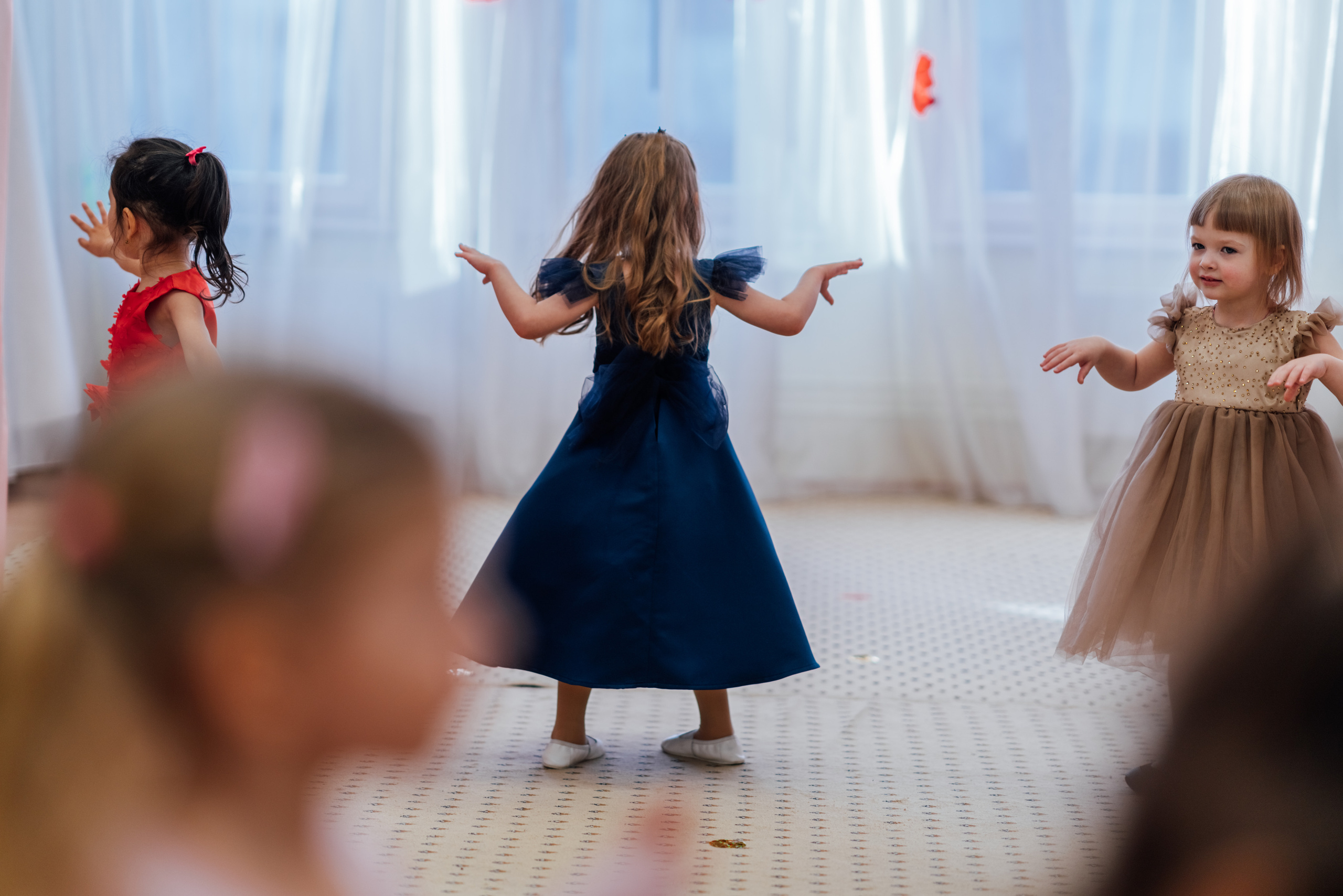 Первые утренники Мими. Профессиональный детский и семейный фотограф в Москве Диля Грошева