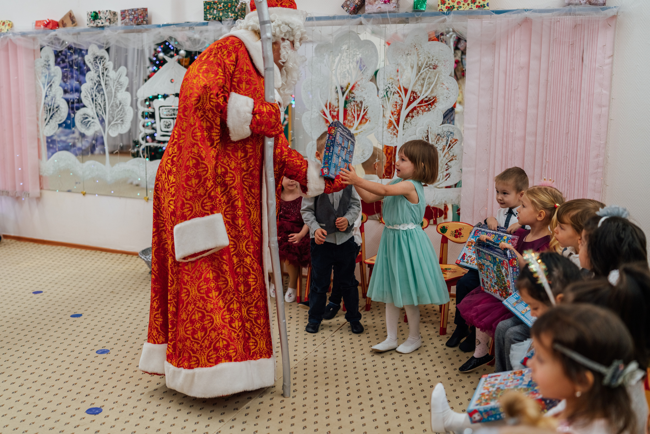 Первые утренники Мими. Профессиональный детский и семейный фотограф в Москве Диля Грошева