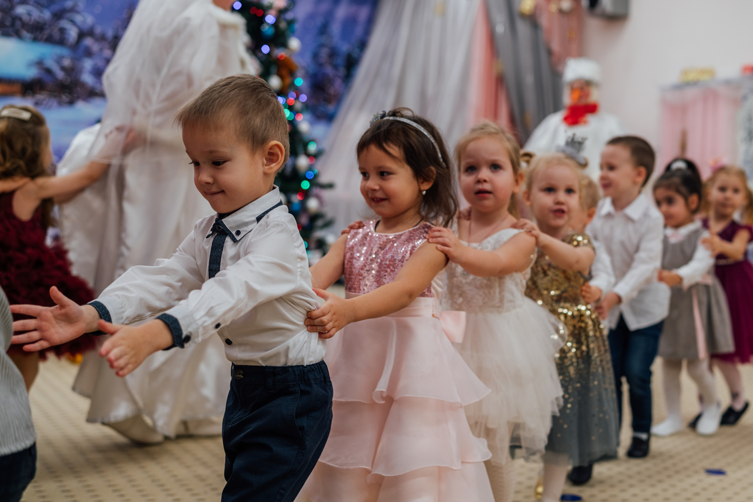 Первые утренники Мими. Профессиональный детский и семейный фотограф в Москве Диля Грошева