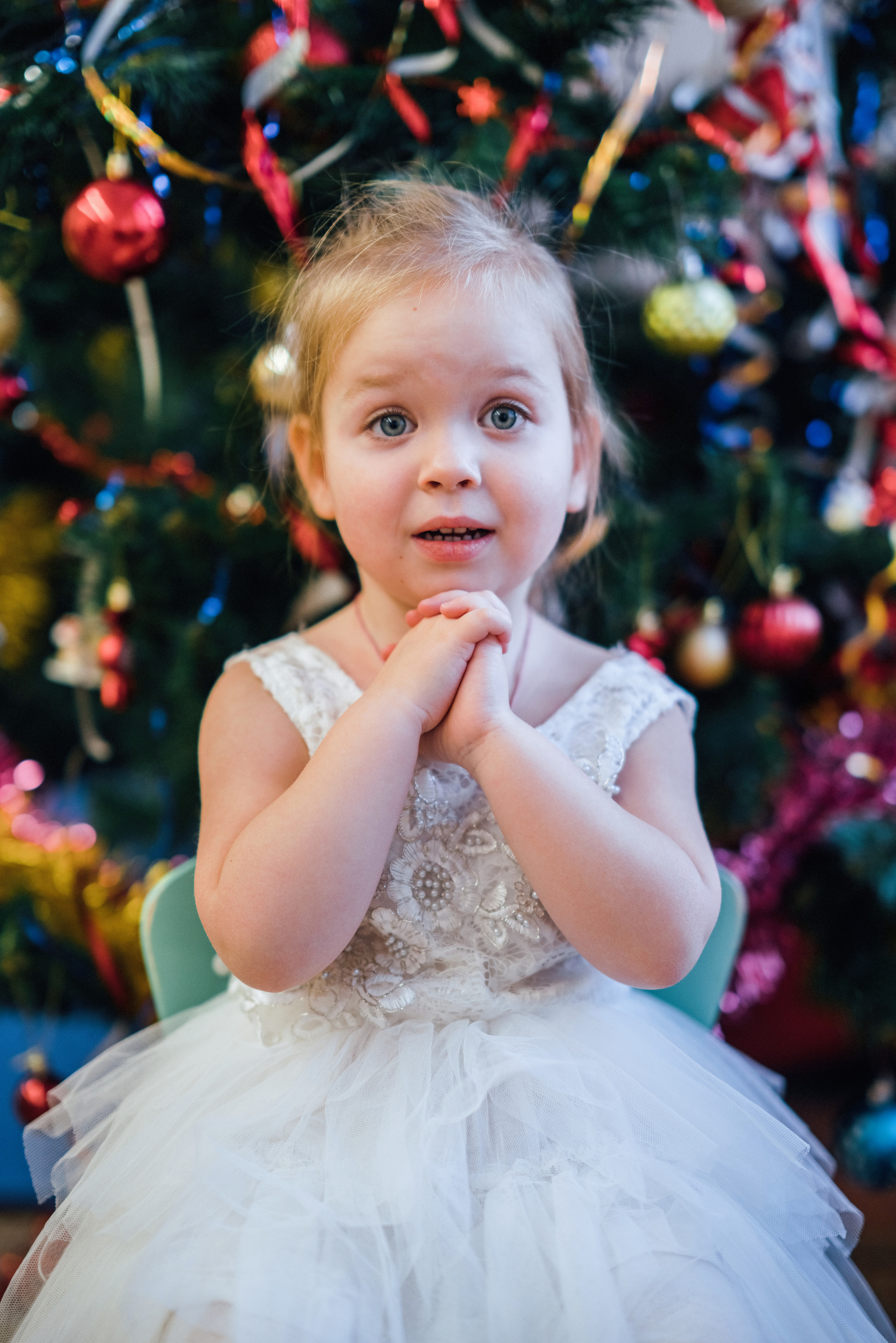 Первые утренники Мими. Профессиональный детский и семейный фотограф в Москве Диля Грошева