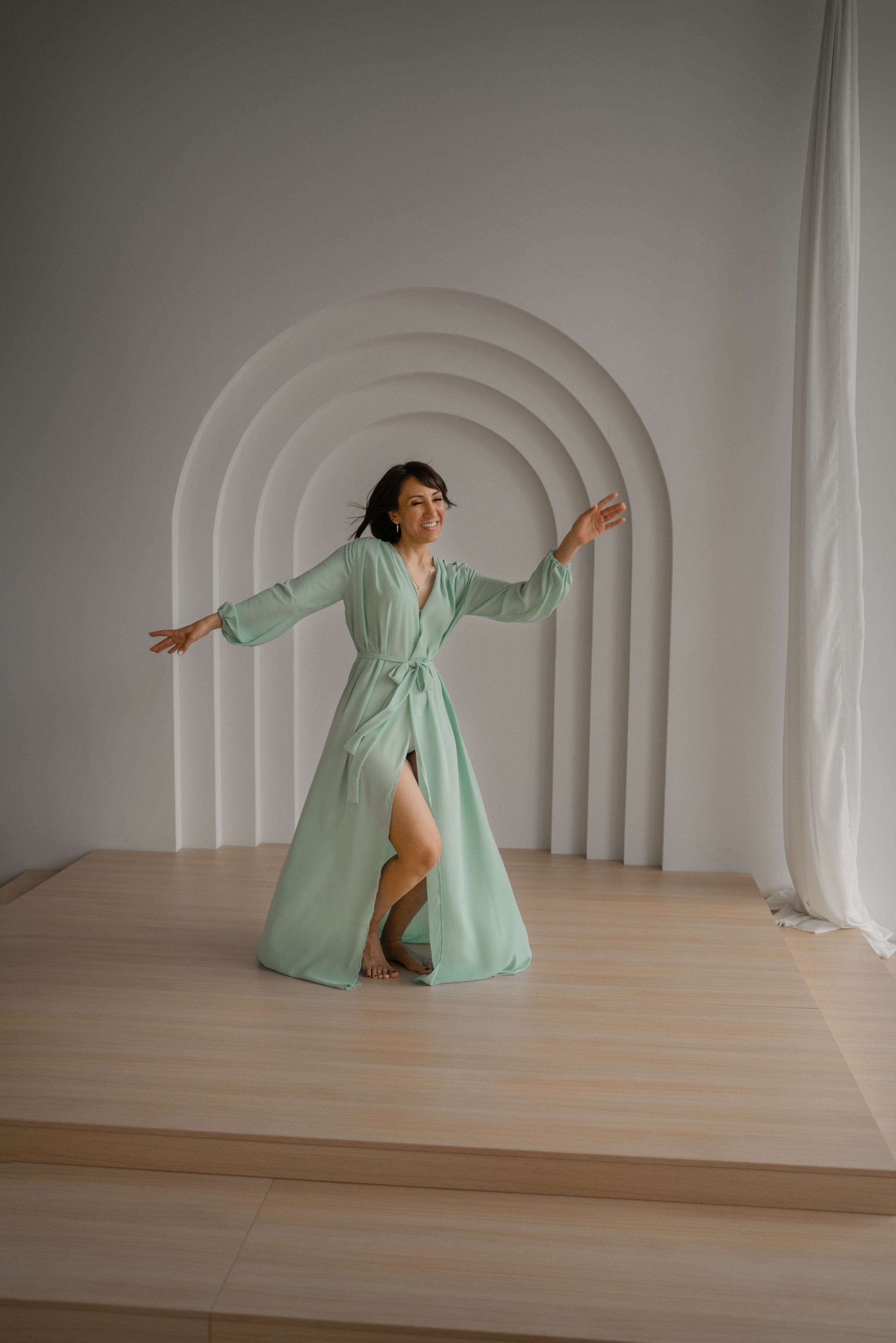 Восток и танцующий цветок 🌺. Профессиональный детский и семейный фотограф в Москве Диля Грошева