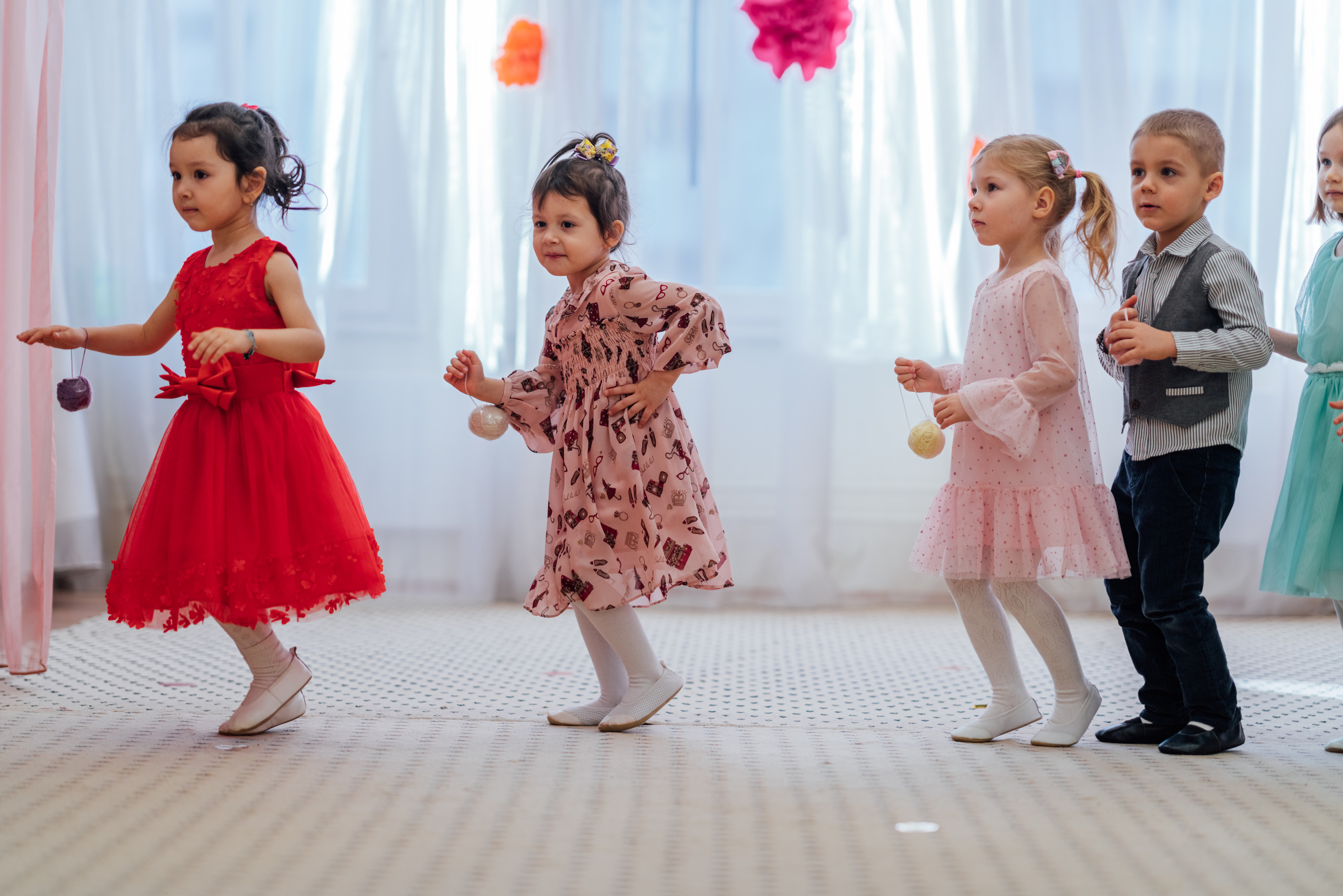 Первые утренники Мими. Профессиональный детский и семейный фотограф в Москве Диля Грошева