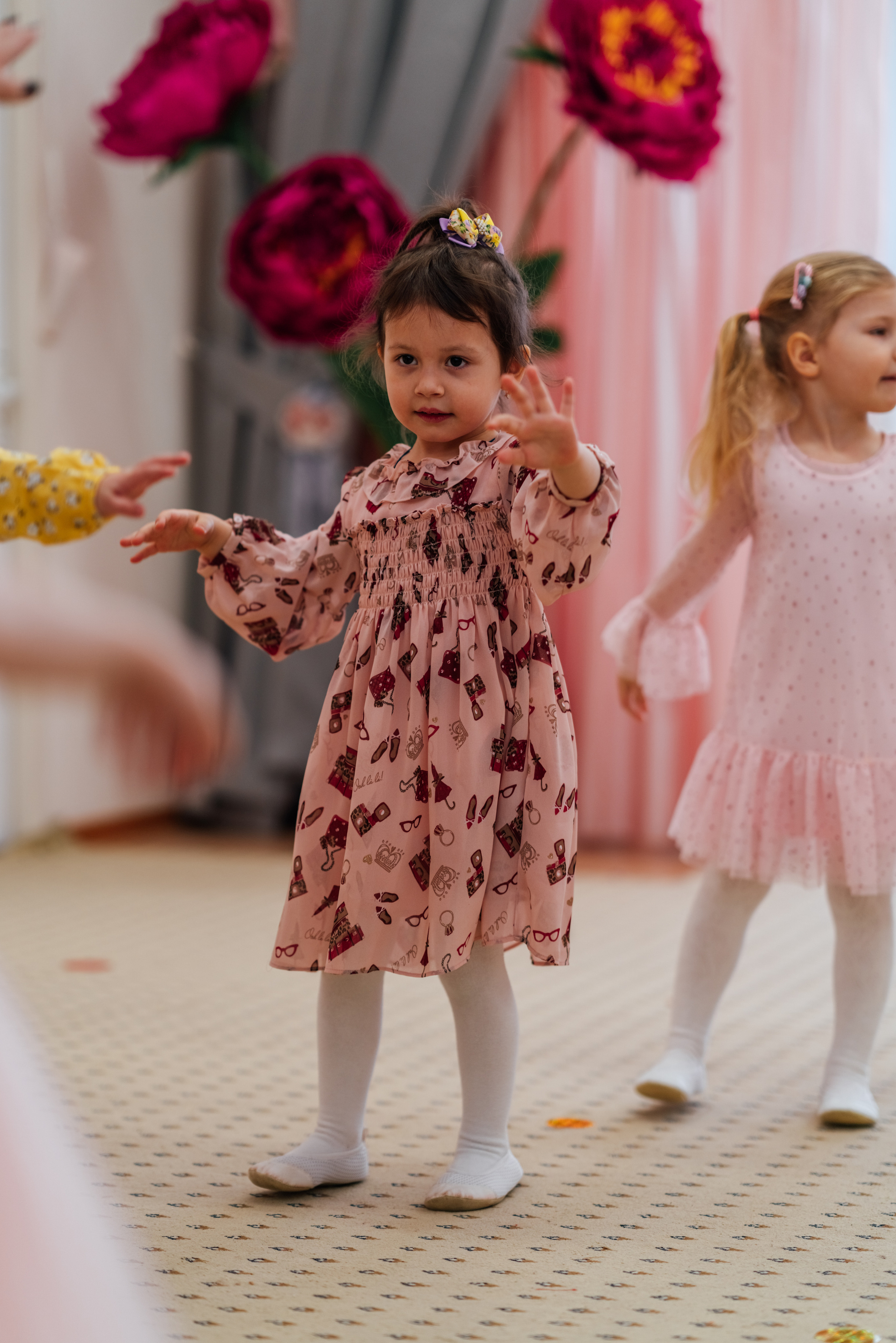 Первые утренники Мими. Профессиональный детский и семейный фотограф в Москве Диля Грошева