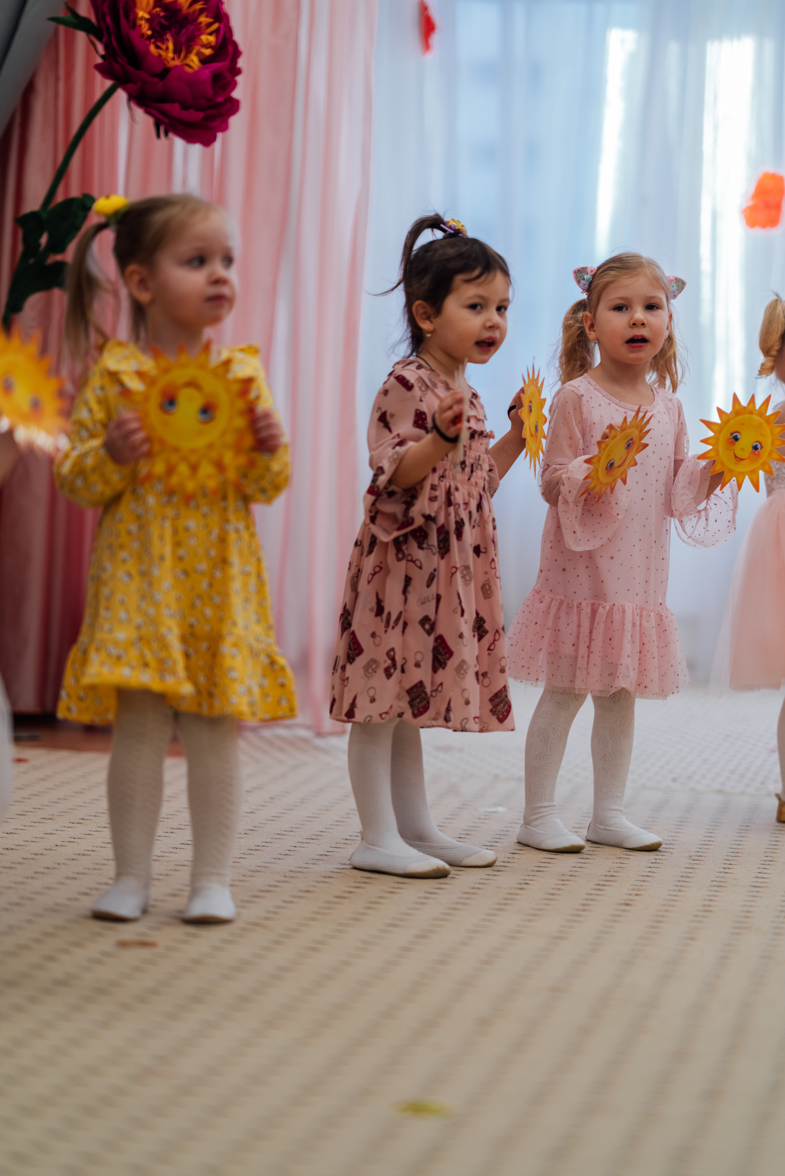 Первые утренники Мими. Профессиональный детский и семейный фотограф в Москве Диля Грошева