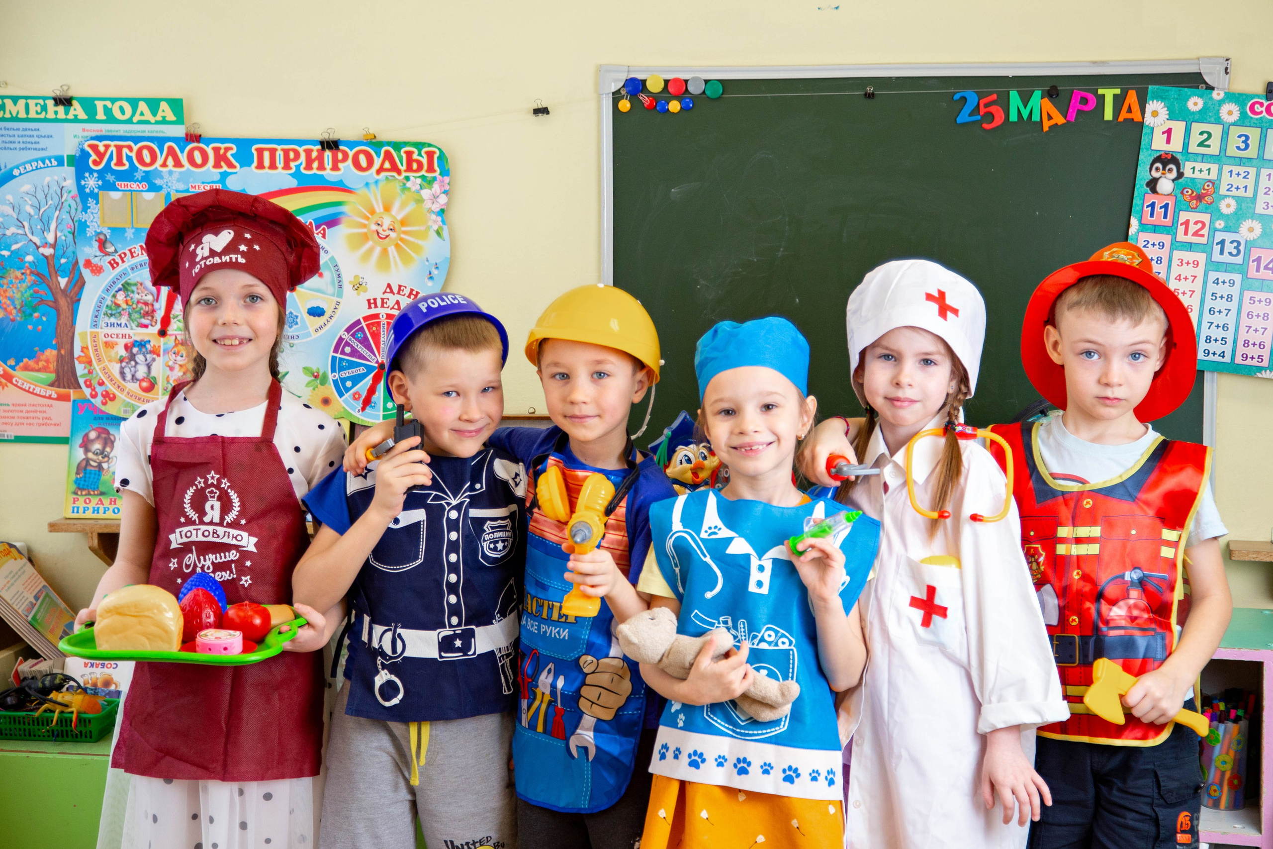 ШКОЛЬНЫЙ И ДЕТСКИЙ ФОТОГРАФ В ИЖЕВСКЕ ОКСАНА ПЕРЕВОЗЧИКОВА, ВЫПУСКНЫЕ АЛЬБОМЫ