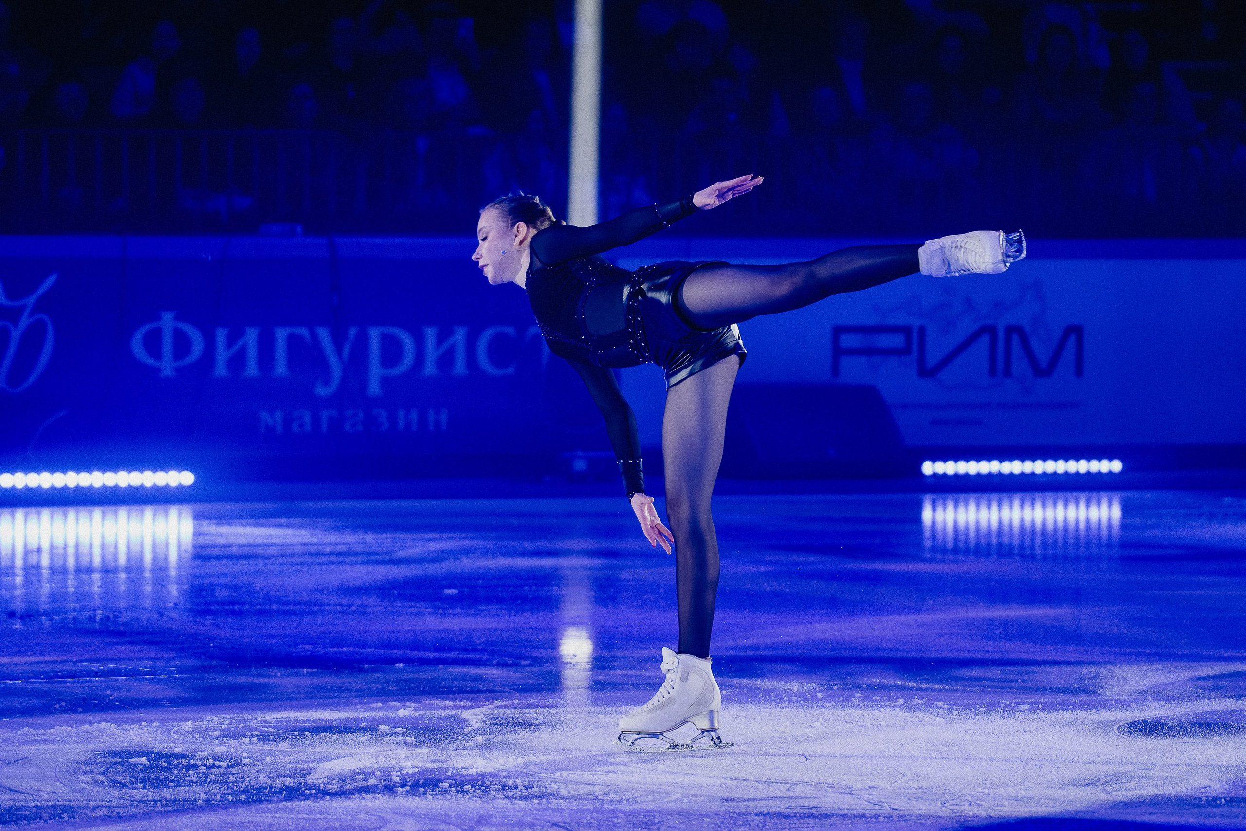 Шоу Этери Тутберидзе в Новосибирске. Воробьева Ксения — Спортивный и танцевальный фотограф Новосибирск