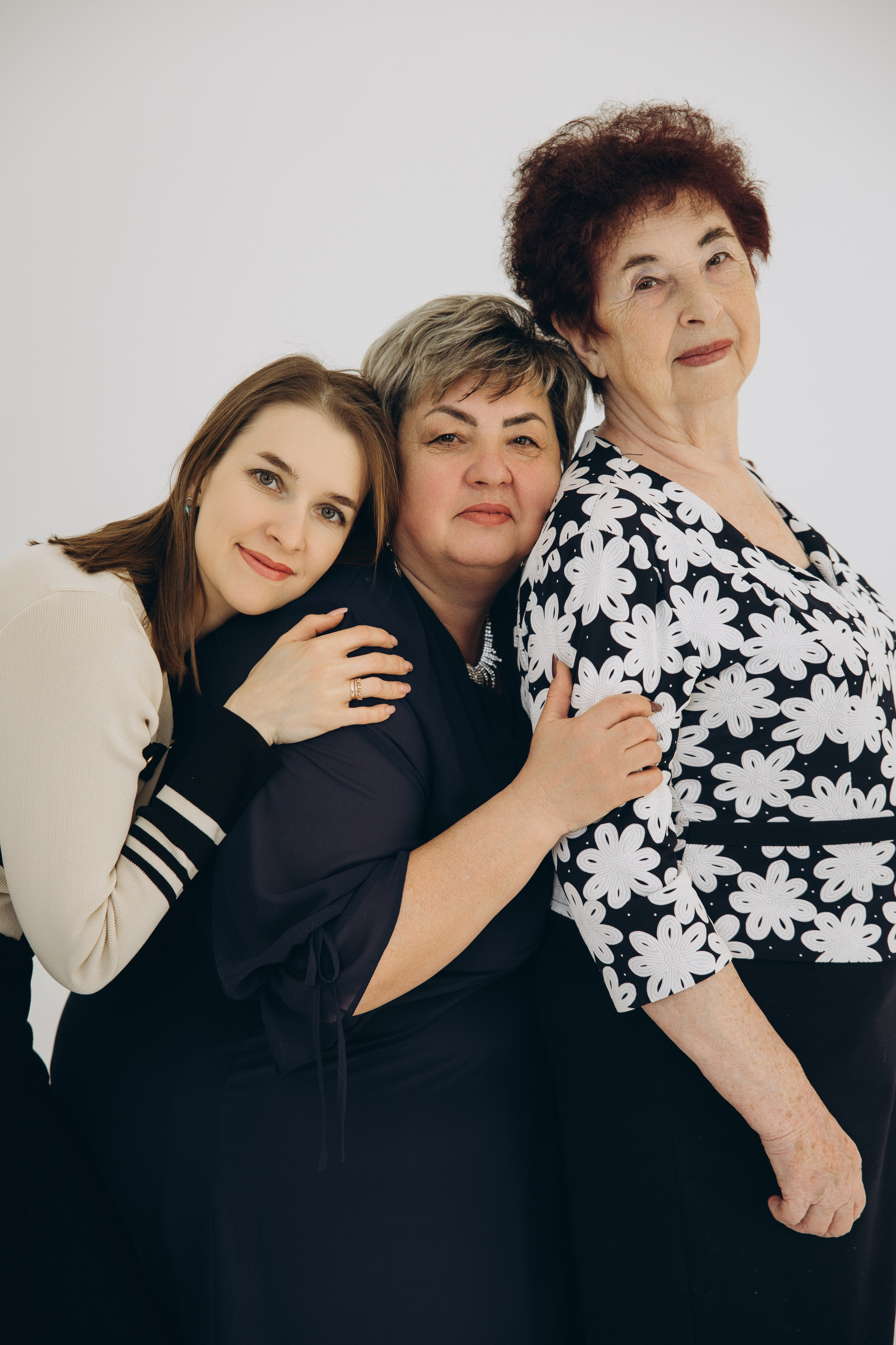 4 поколения. Свадебный, семейный фотограф в Иркутске Светлана Макаричева